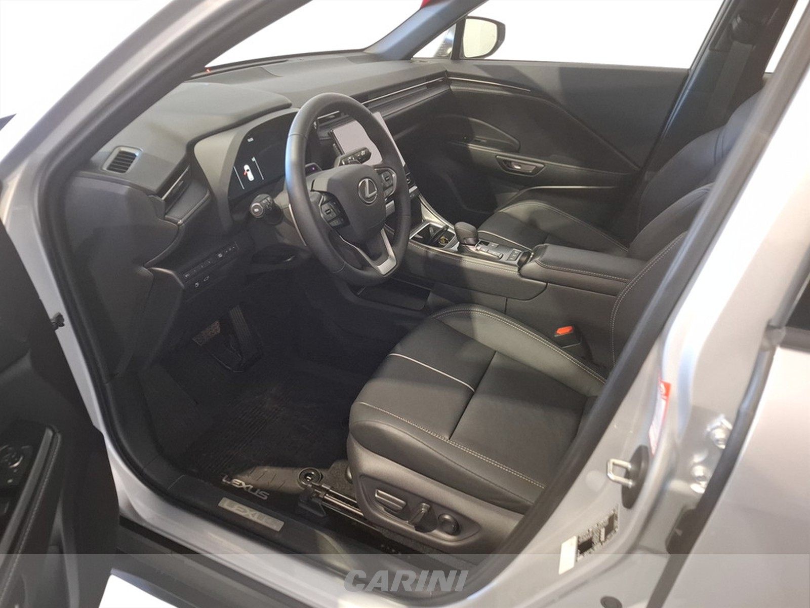 CARINI Lexus LBX
