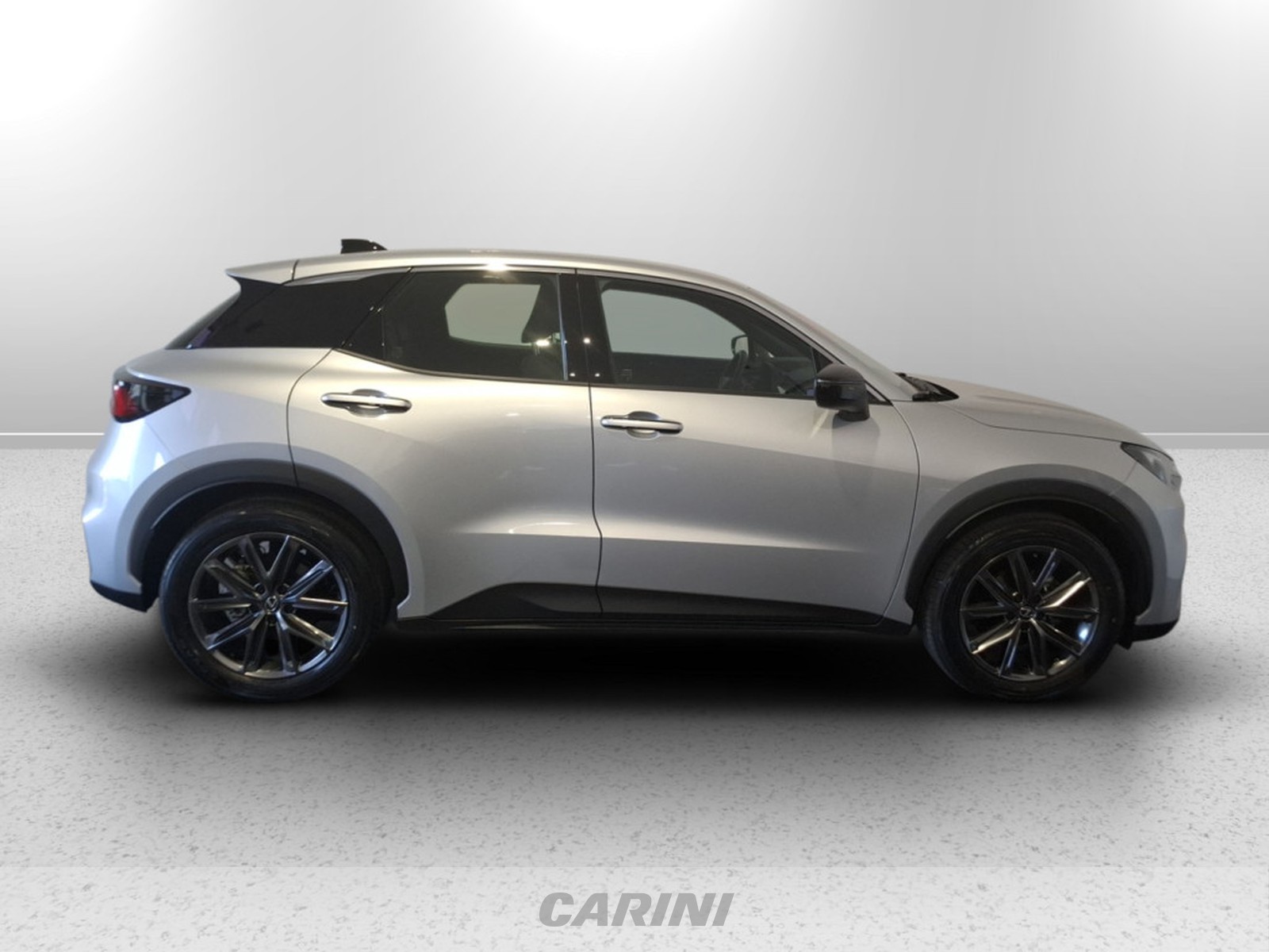 CARINI Lexus LBX