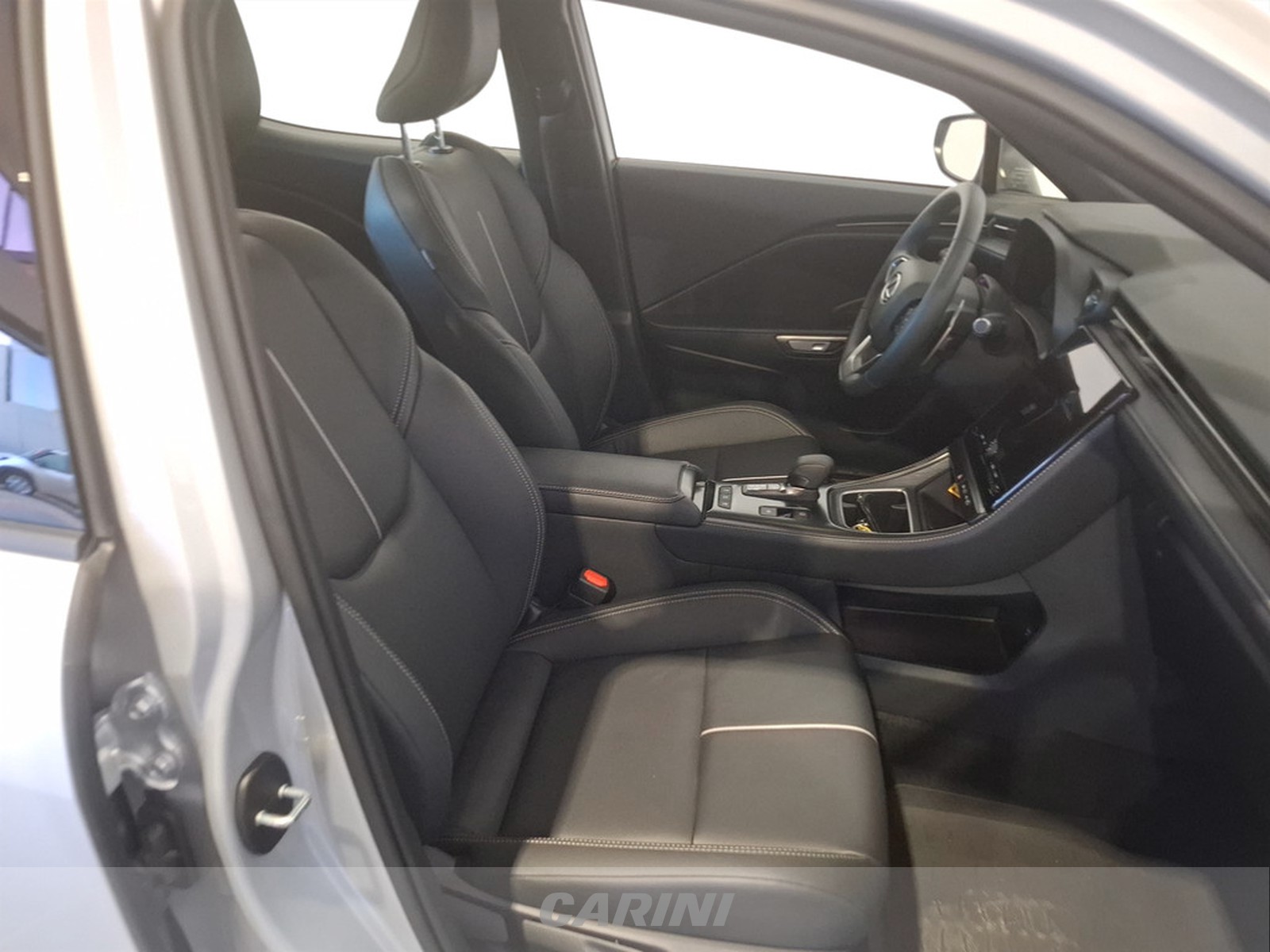 CARINI Lexus LBX