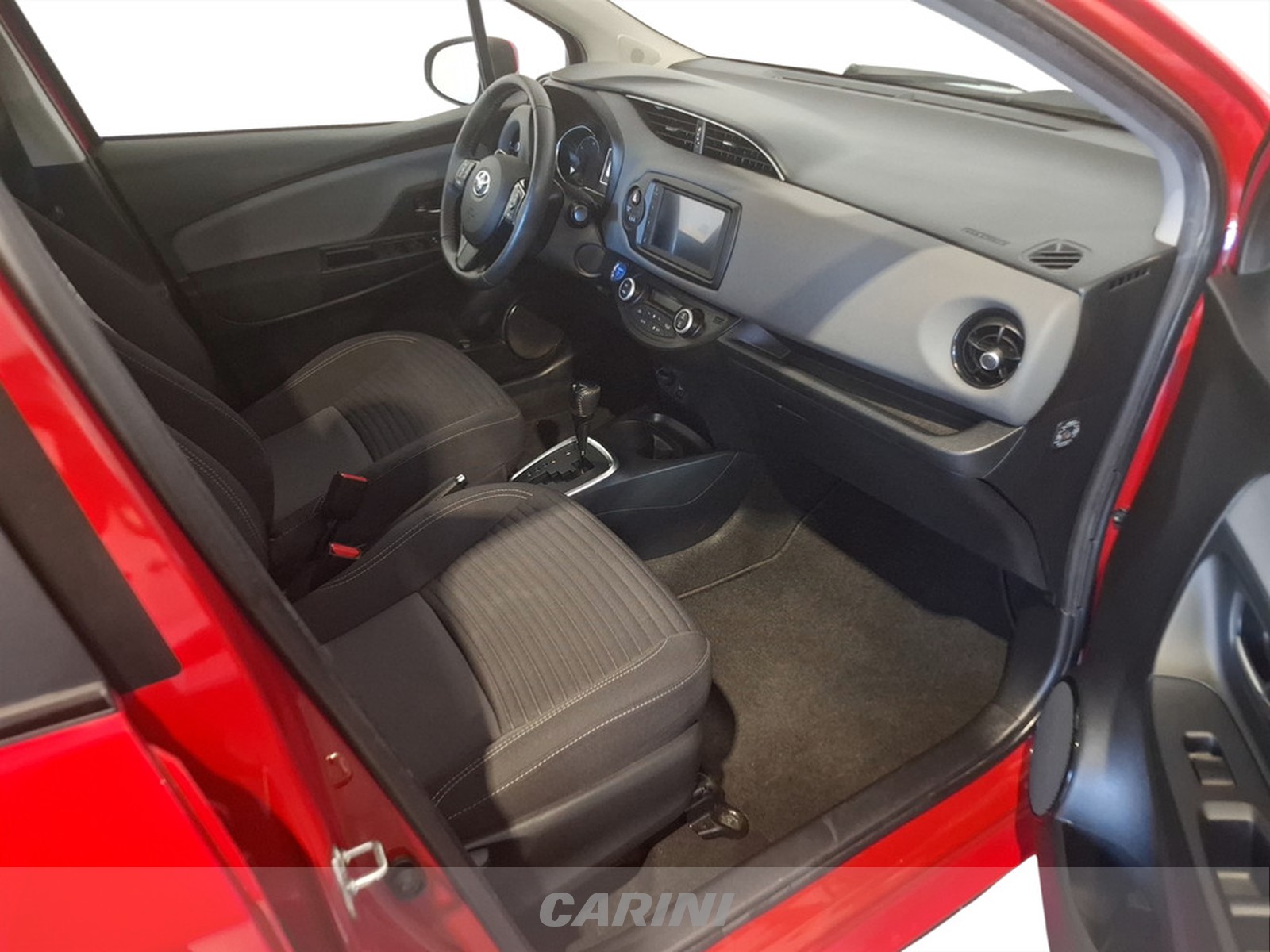 CARINI Toyota Yaris