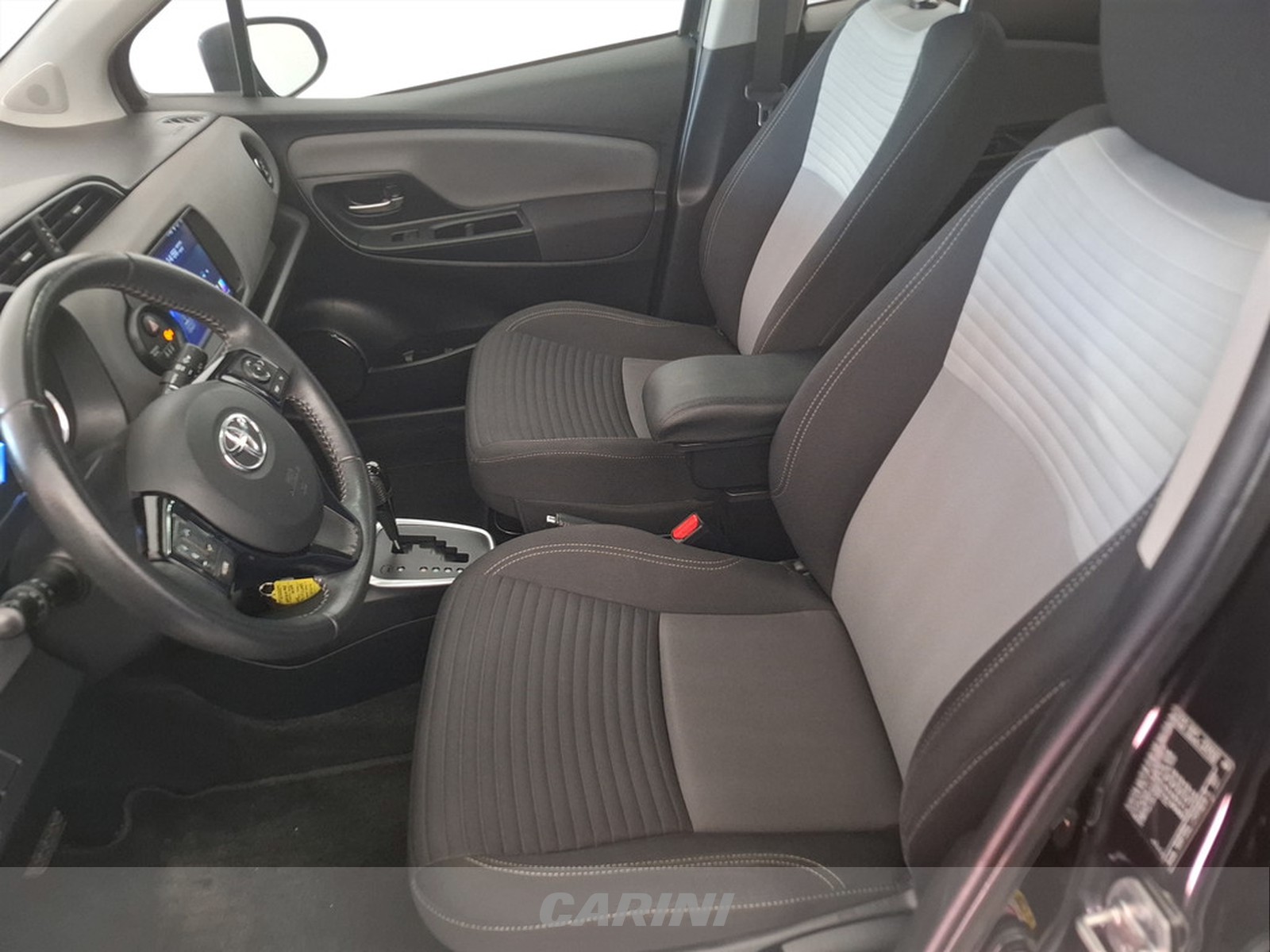 CARINI Toyota Yaris