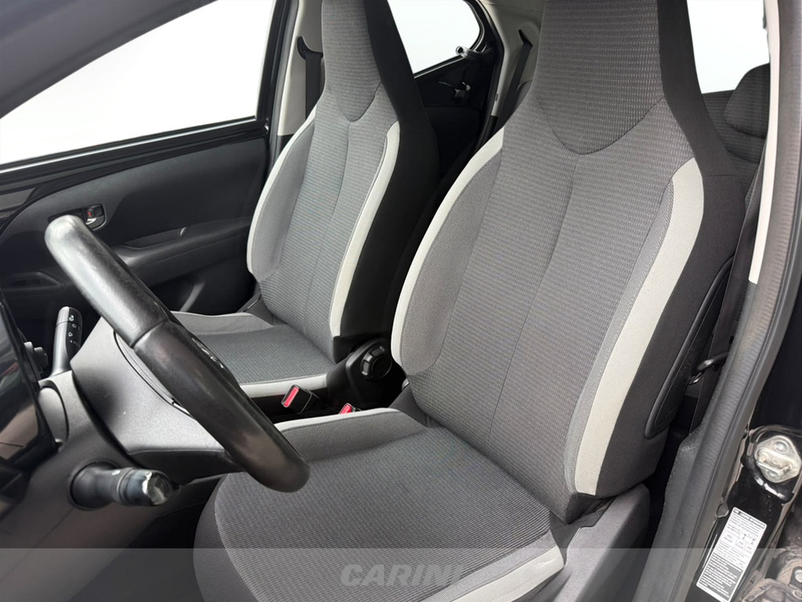 CARINI Toyota Aygo