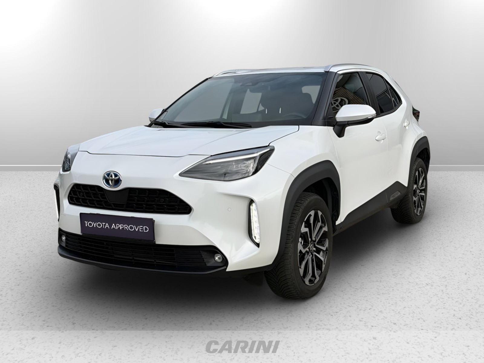 CARINI Toyota yaris cross