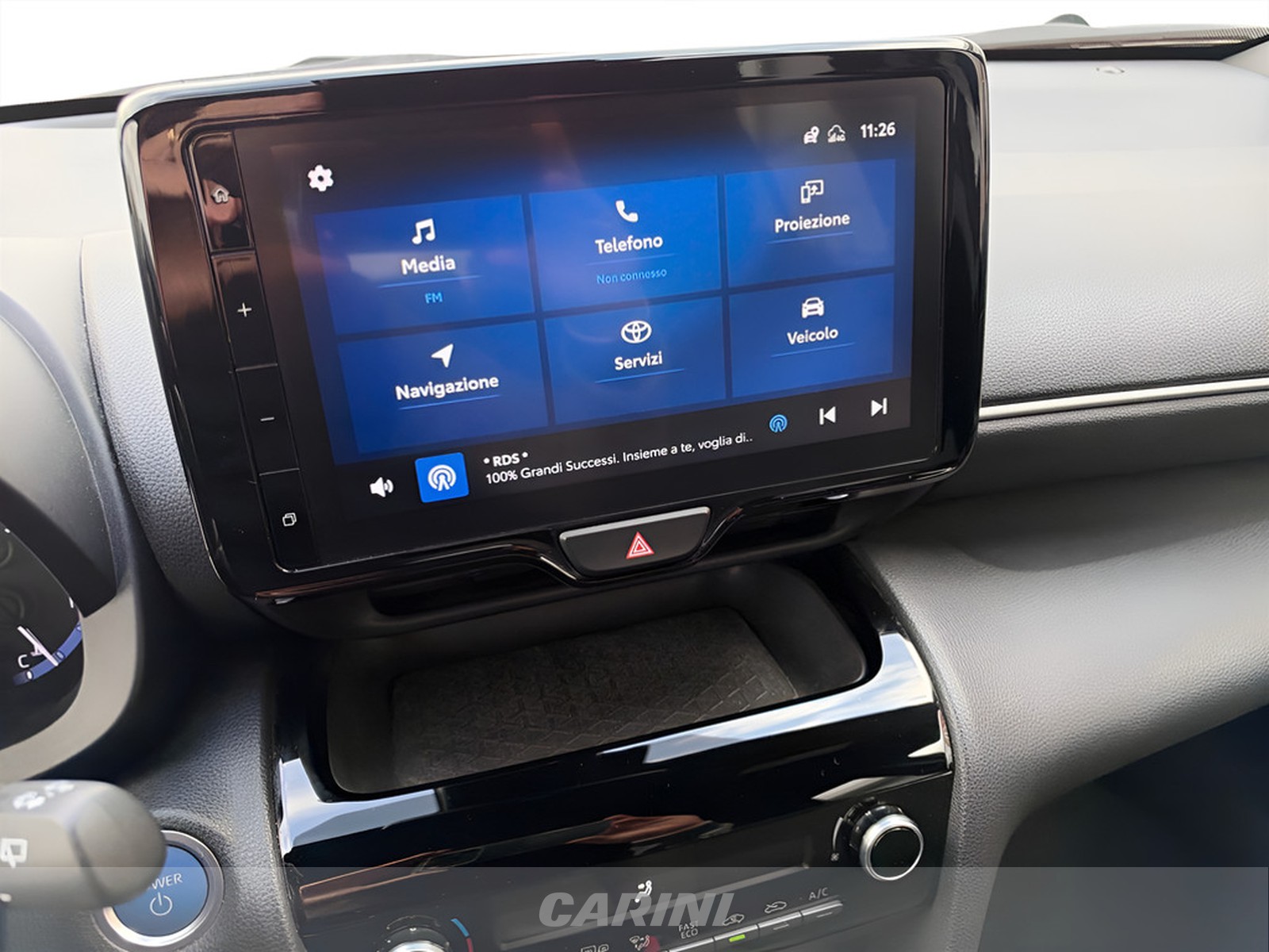 CARINI Toyota yaris cross