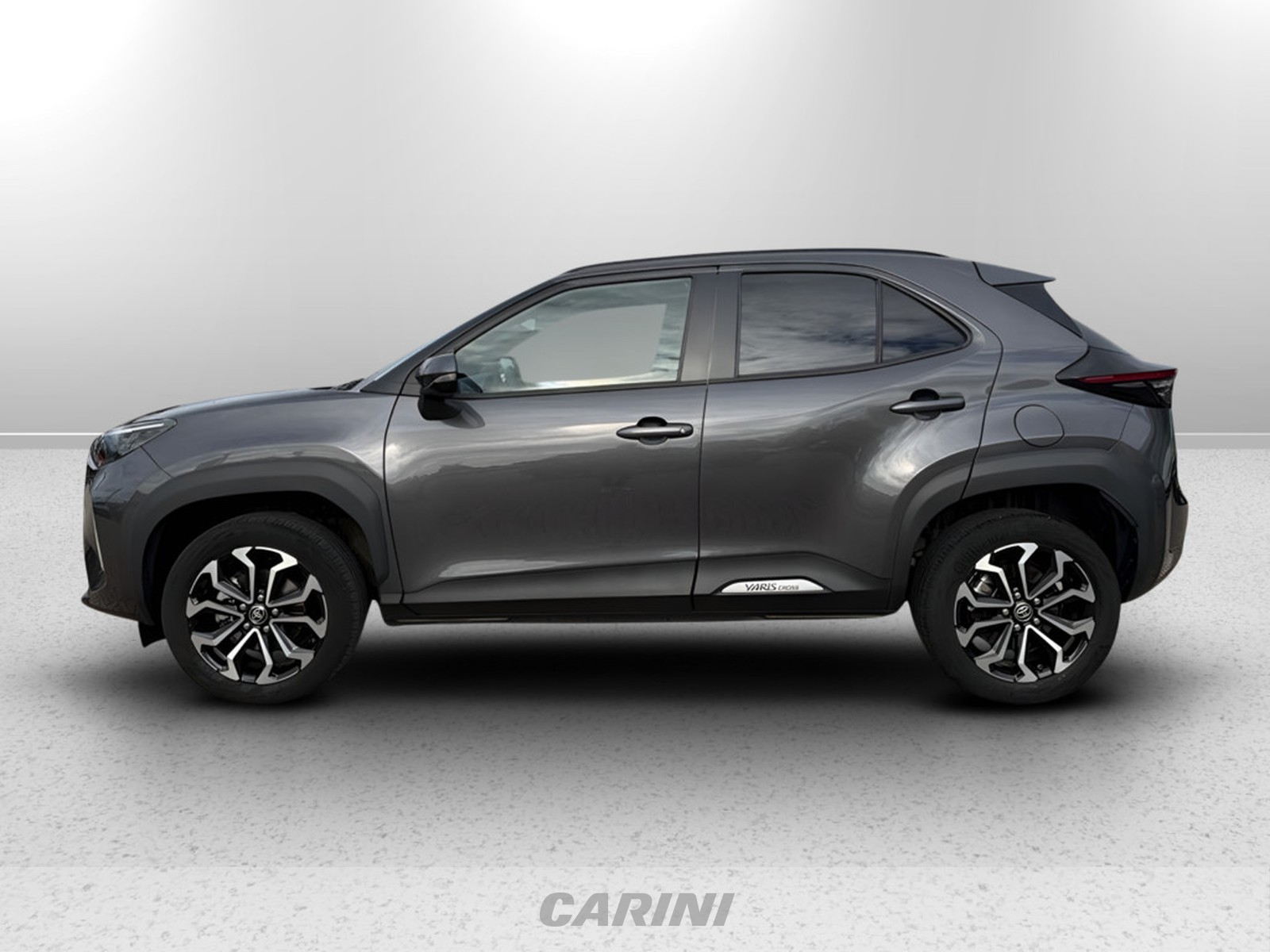 CARINI Toyota yaris cross