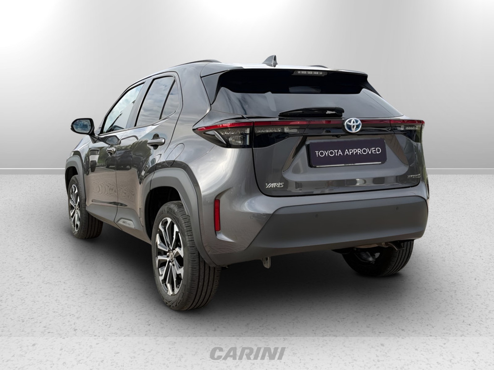 CARINI Toyota yaris cross
