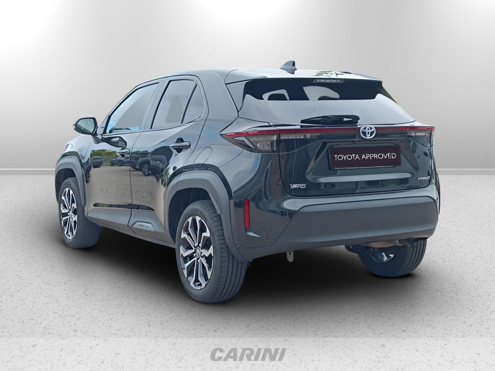CARINI Toyota yaris cross