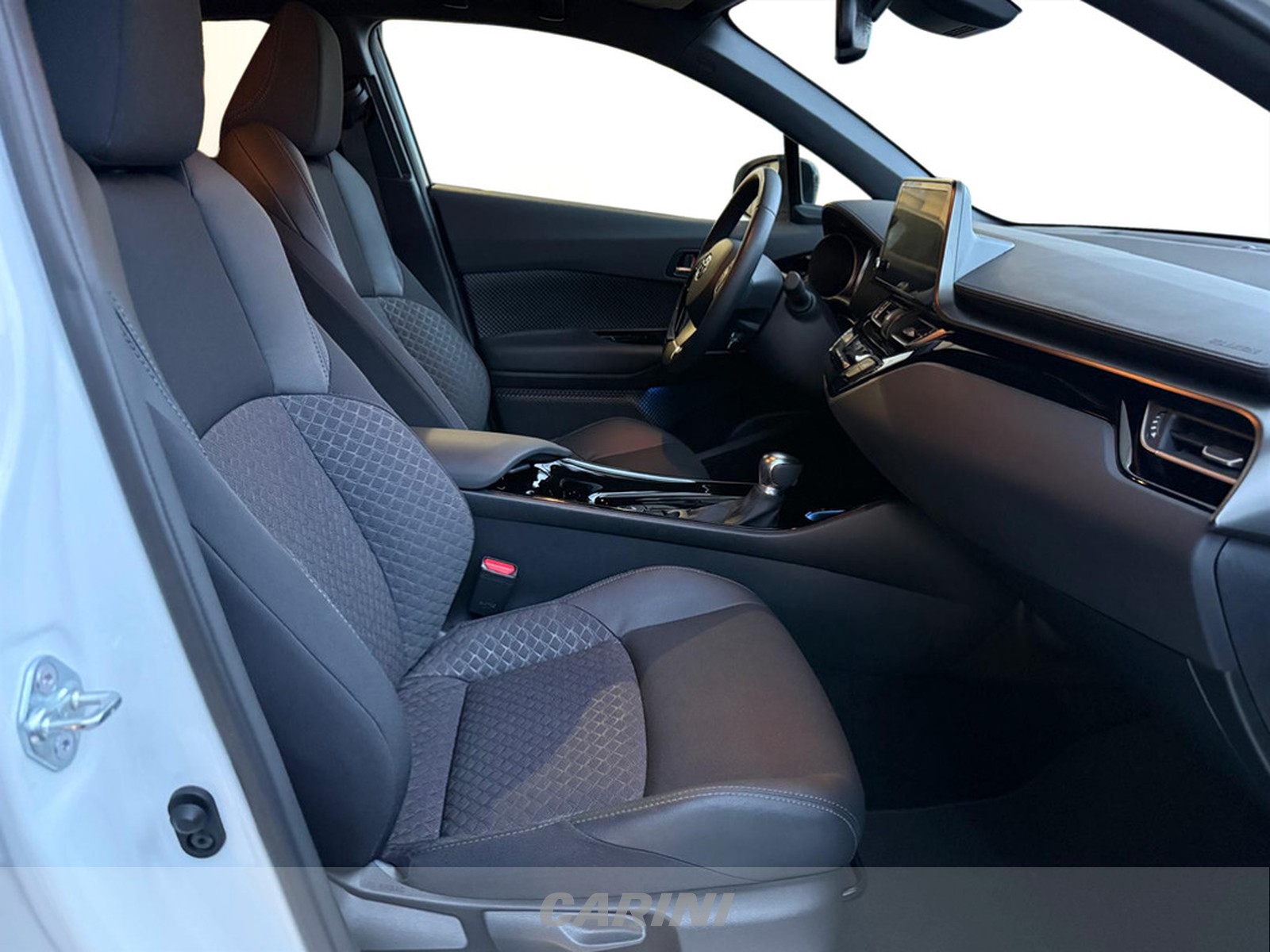 CARINI Toyota C-HR