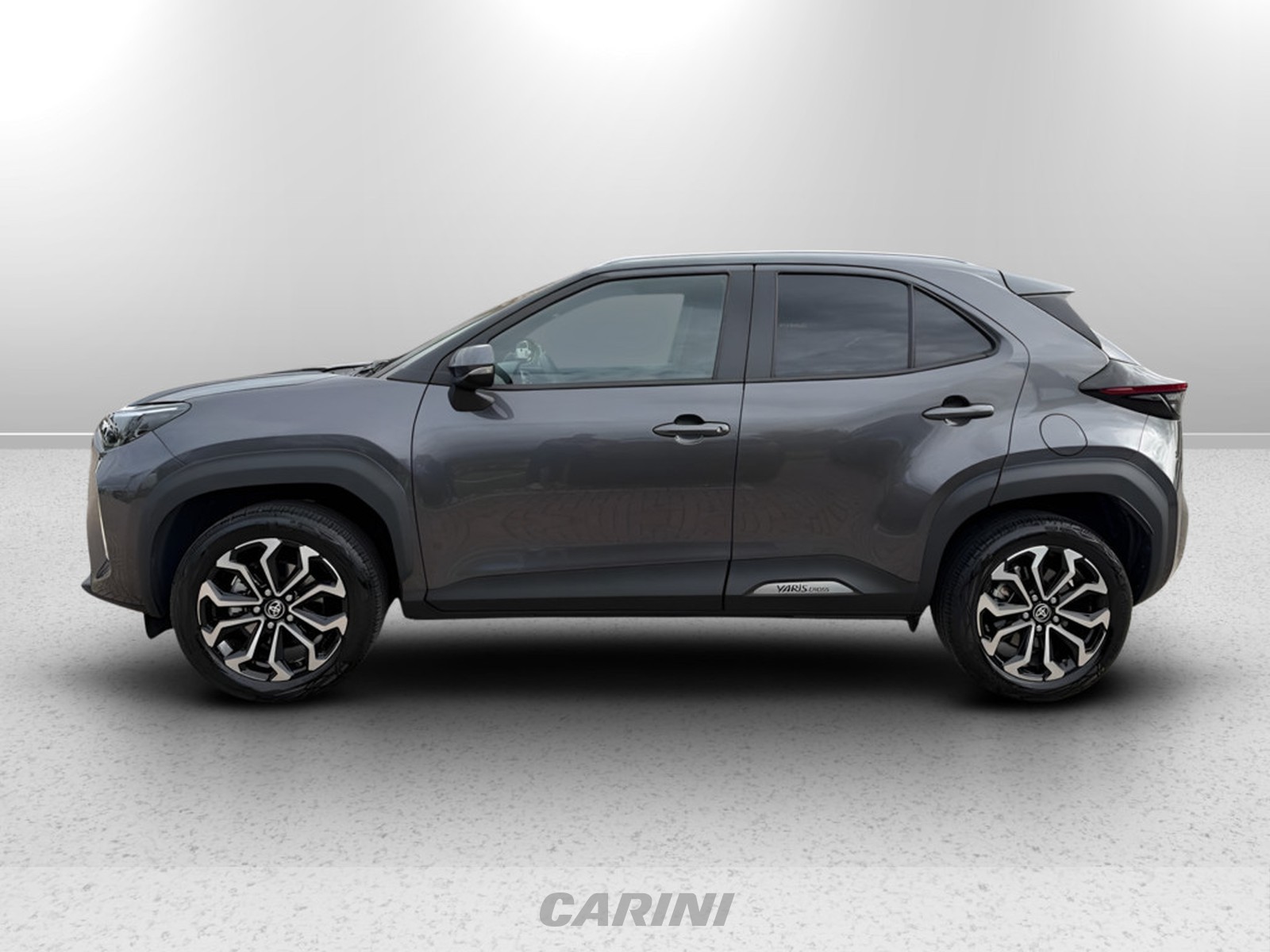 CARINI Toyota yaris cross