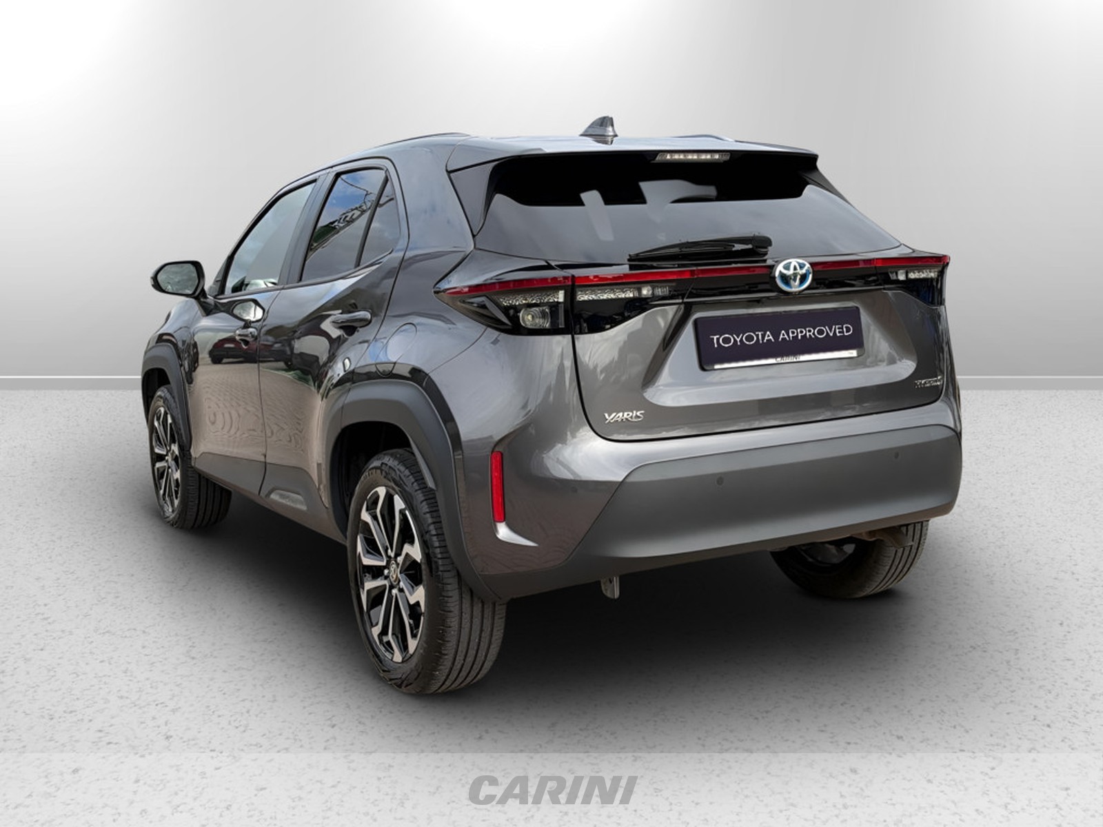 CARINI Toyota yaris cross