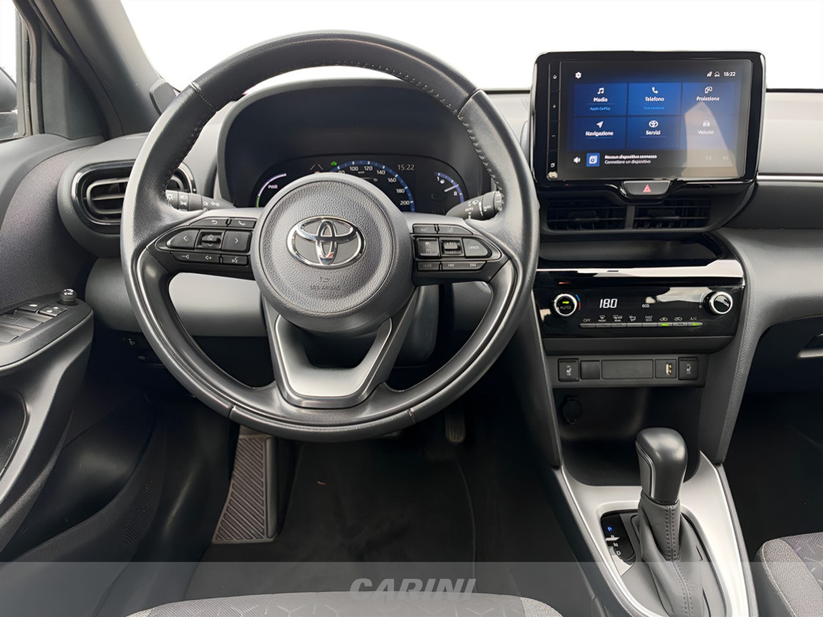 CARINI Toyota yaris cross