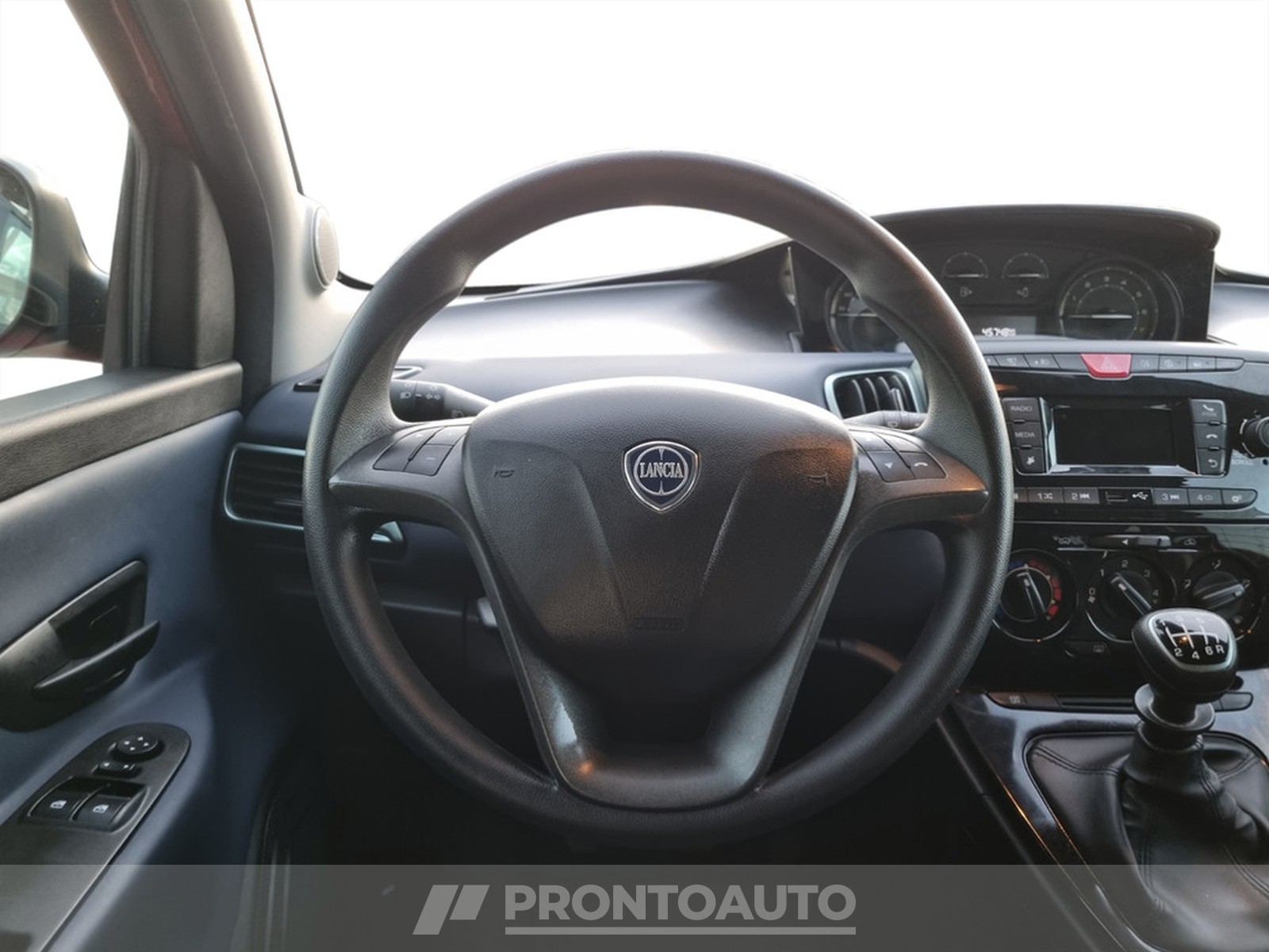 PRONTOAUTO Lancia Ypsilon