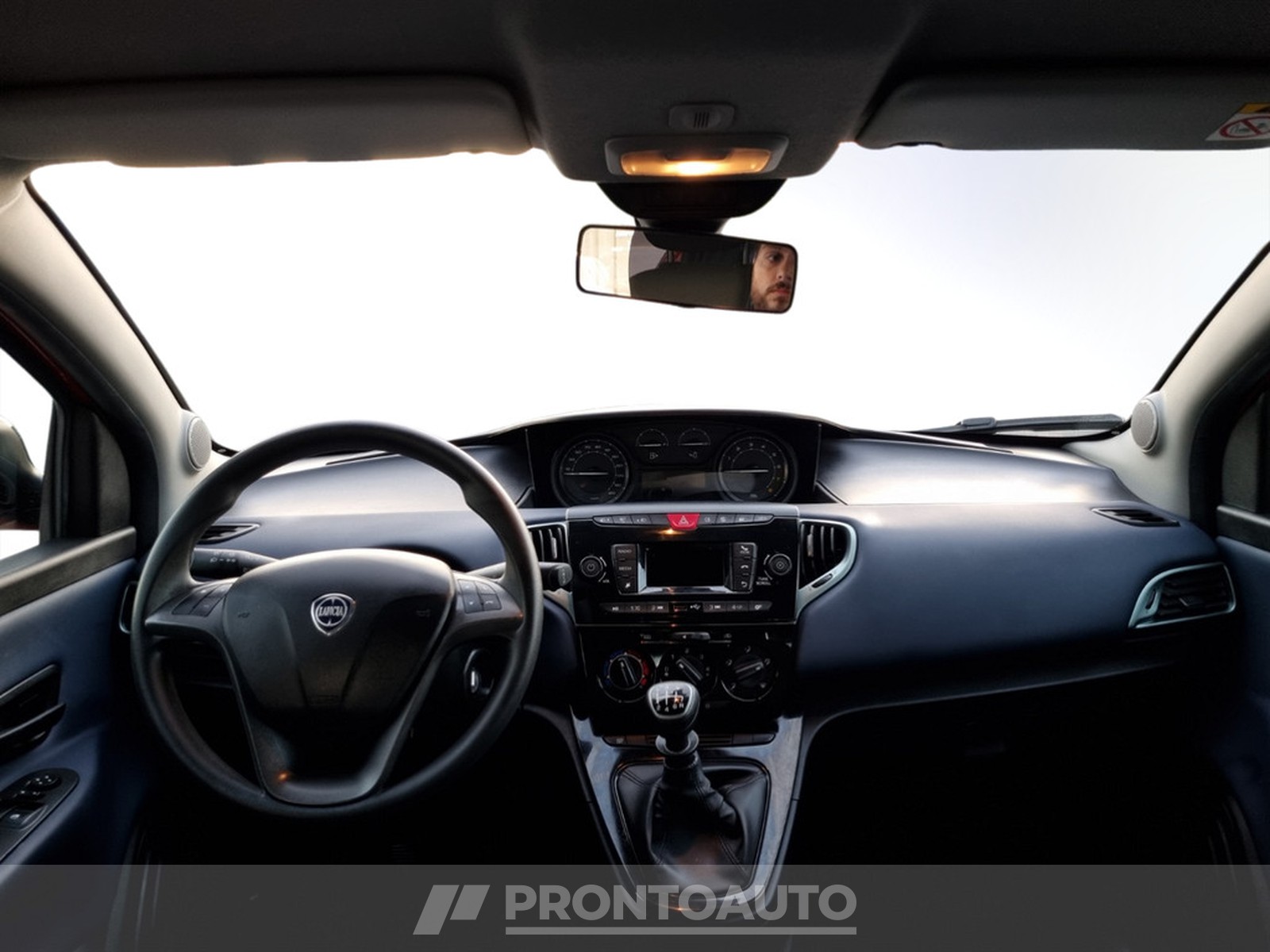 PRONTOAUTO Lancia Ypsilon