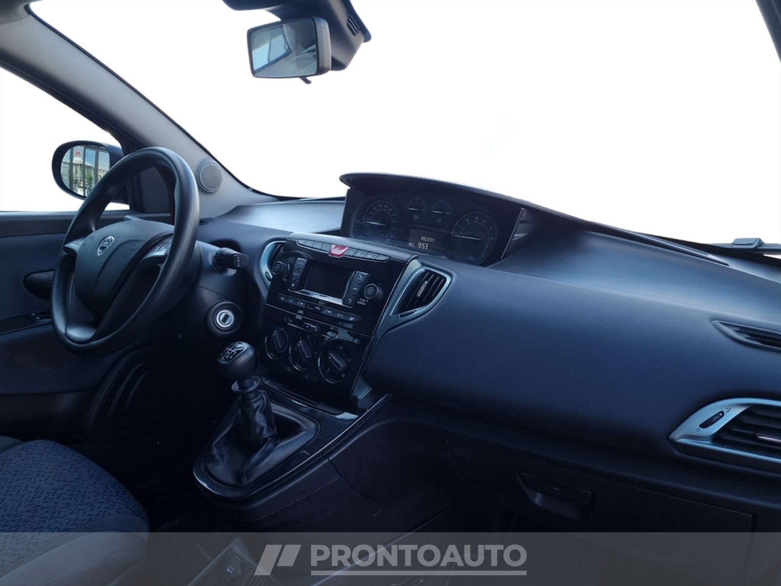 PRONTOAUTO Lancia Ypsilon
