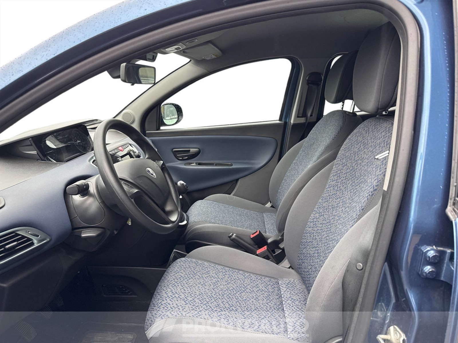 PRONTOAUTO Lancia Ypsilon