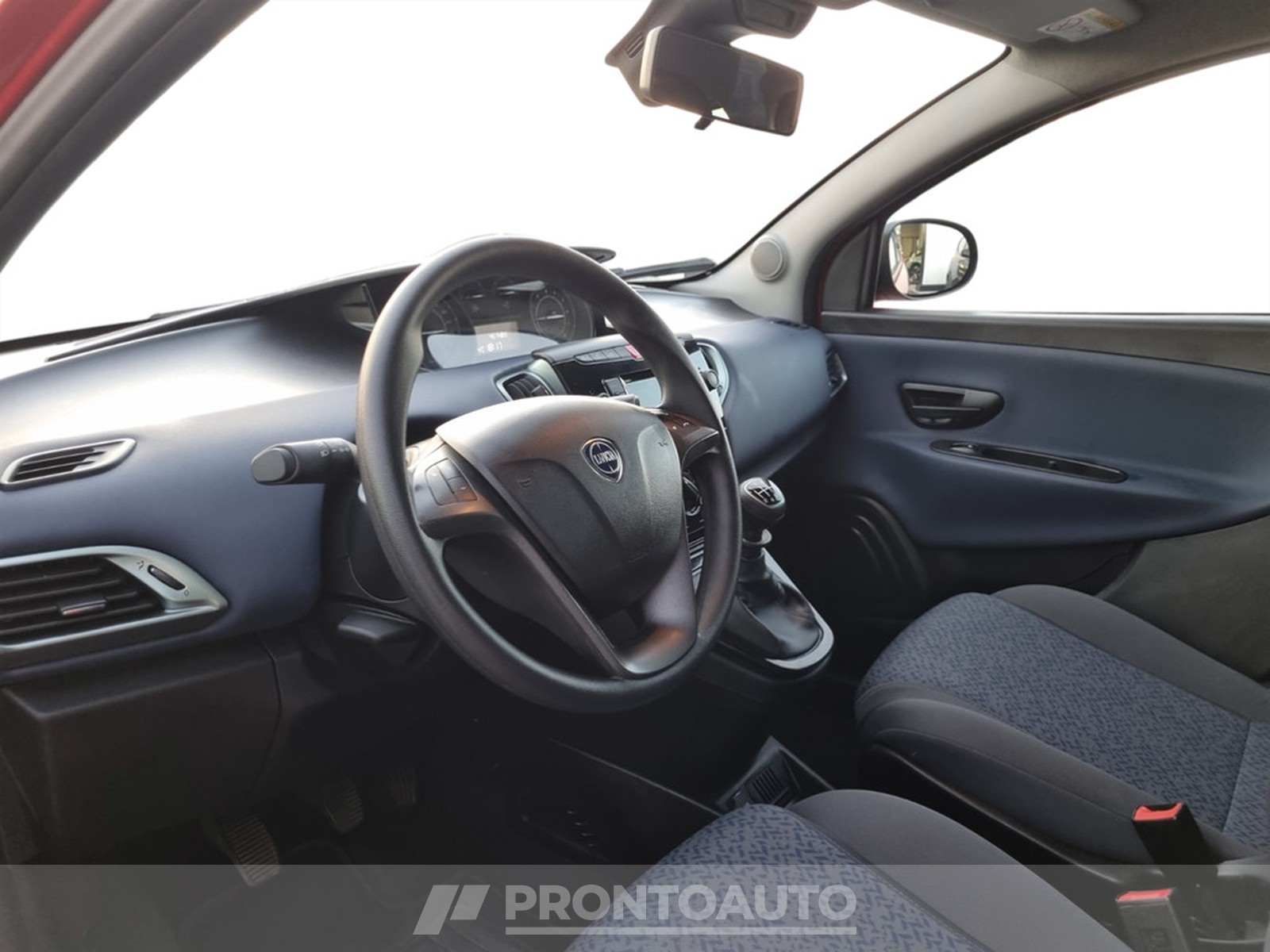 PRONTOAUTO Lancia Ypsilon