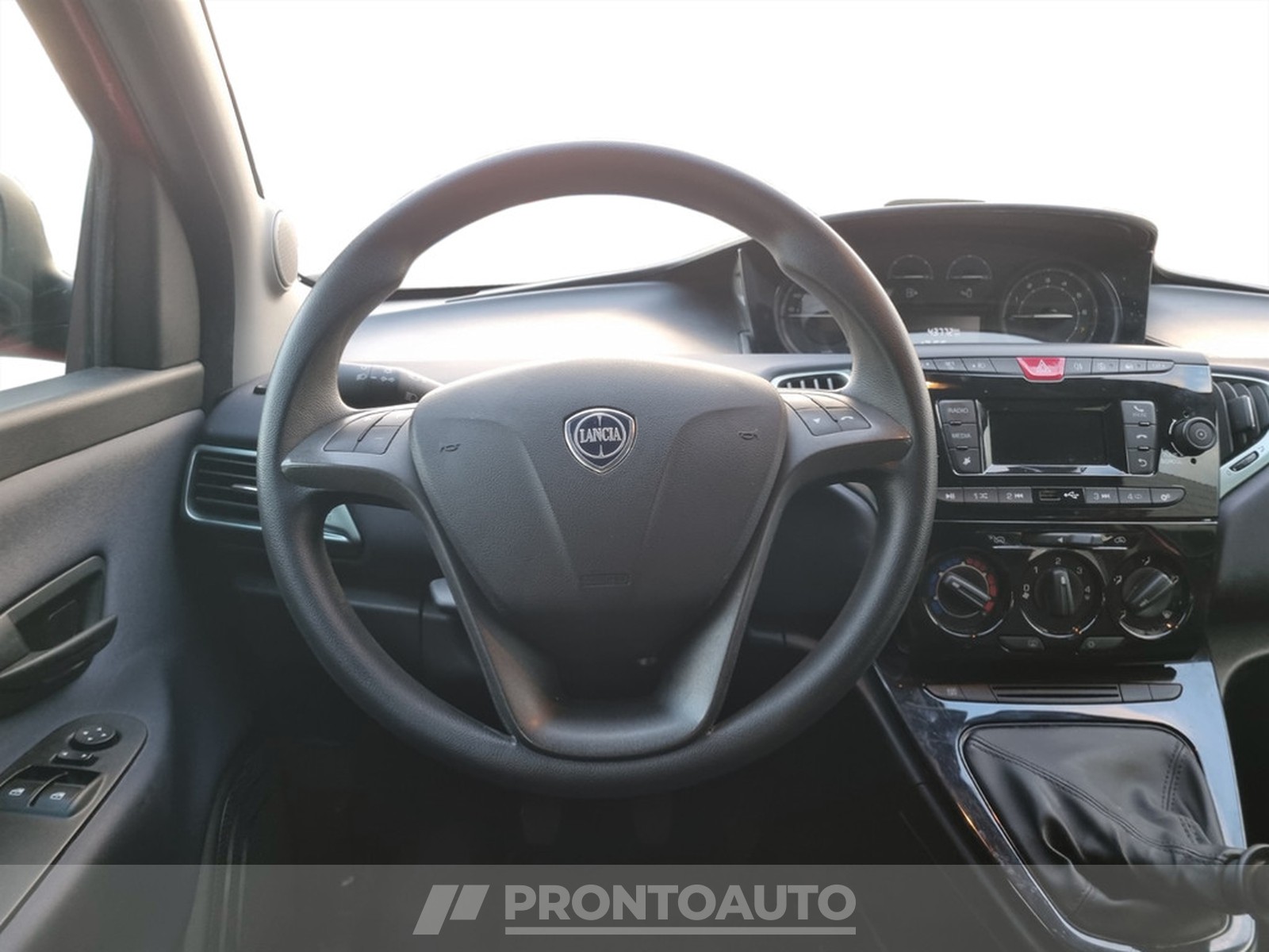PRONTOAUTO Lancia Ypsilon