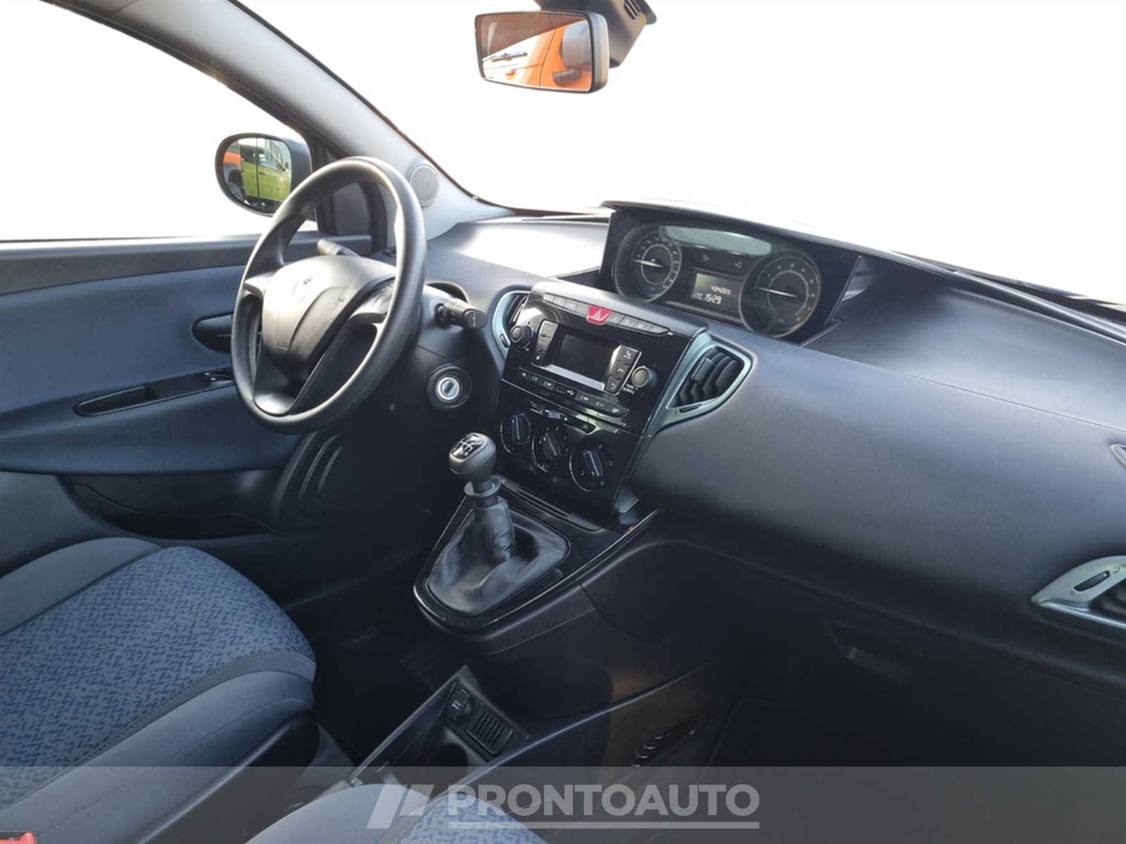 PRONTOAUTO Lancia Ypsilon