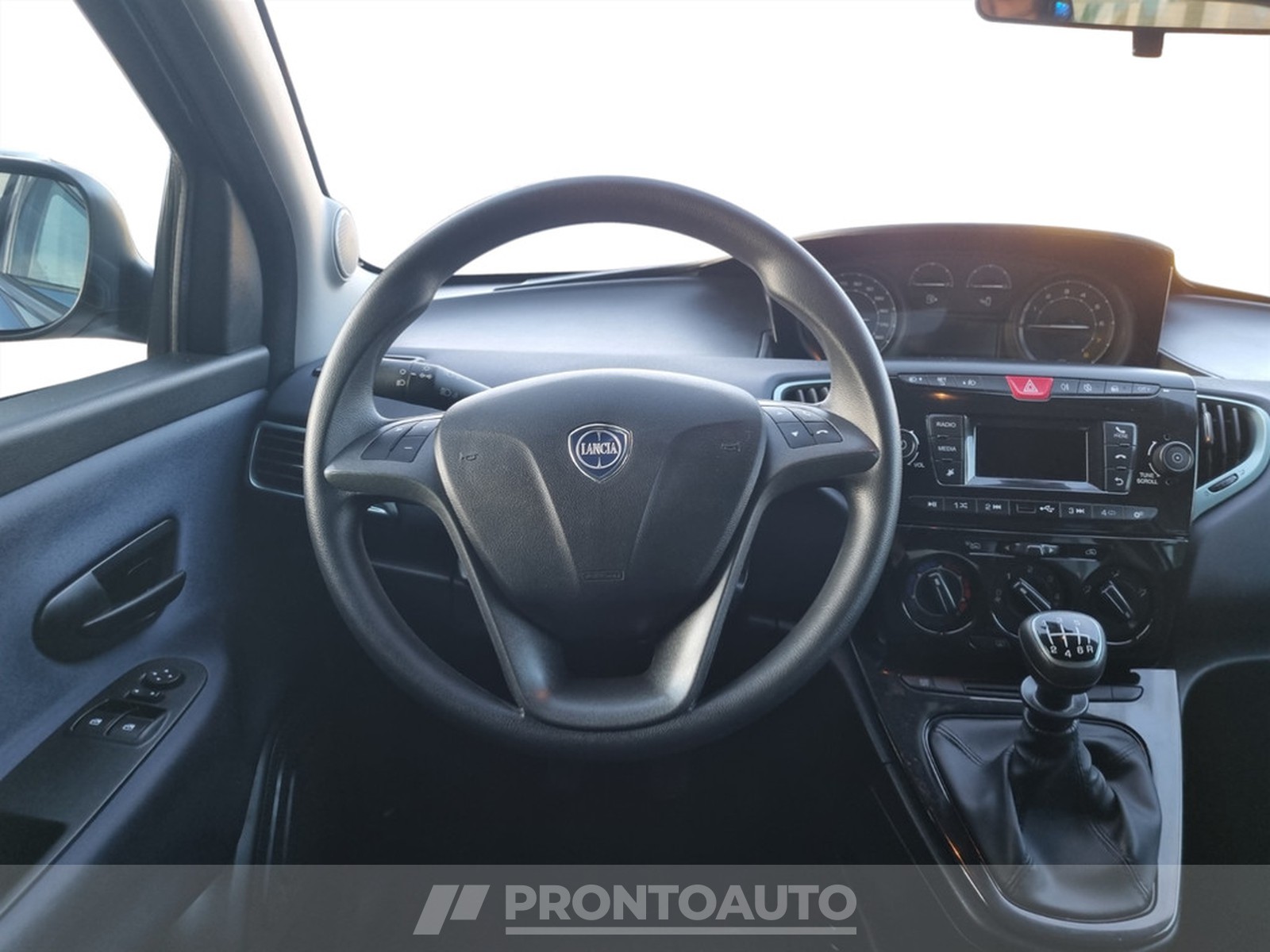 PRONTOAUTO Lancia Ypsilon