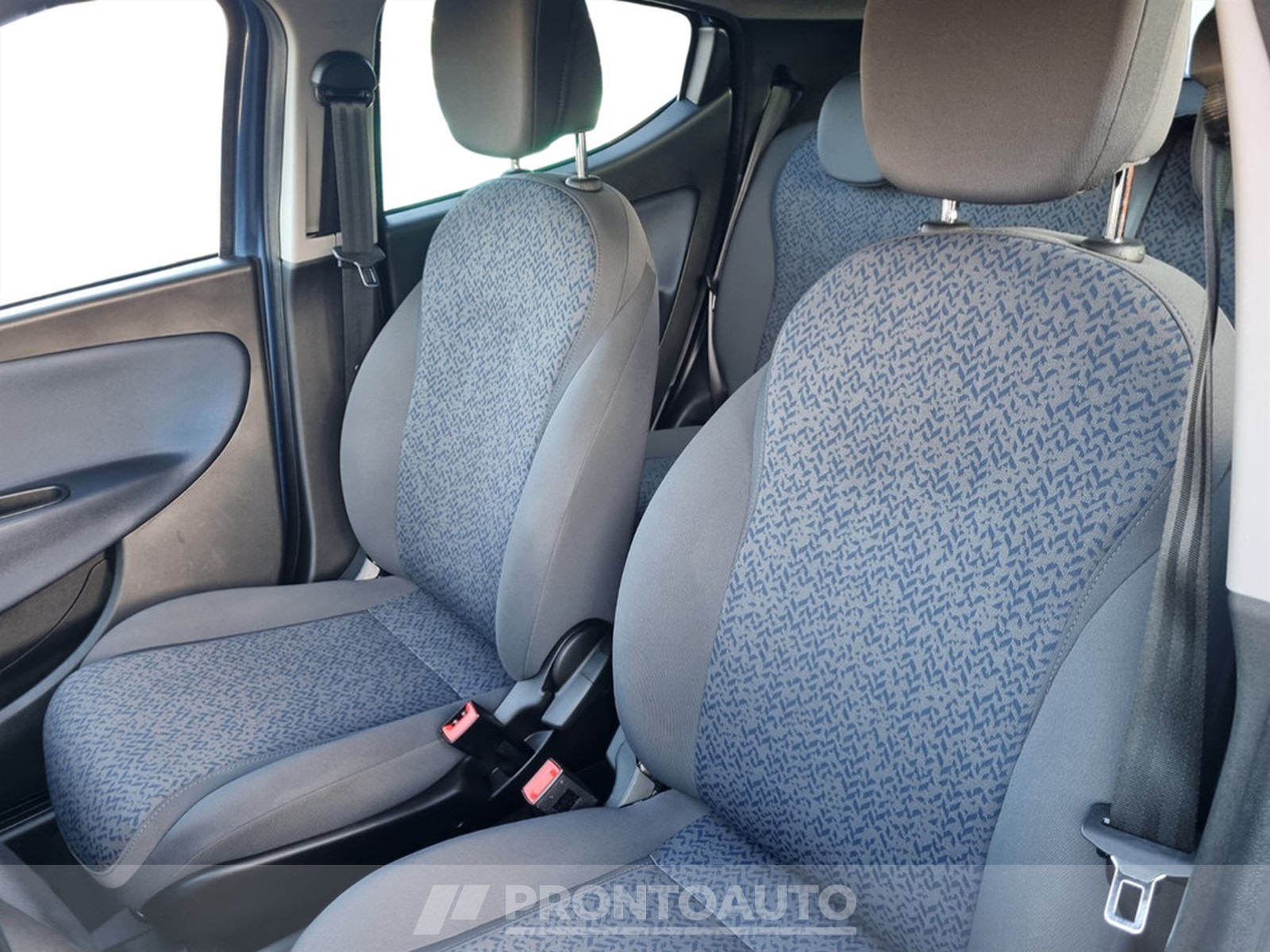 PRONTOAUTO Lancia Ypsilon