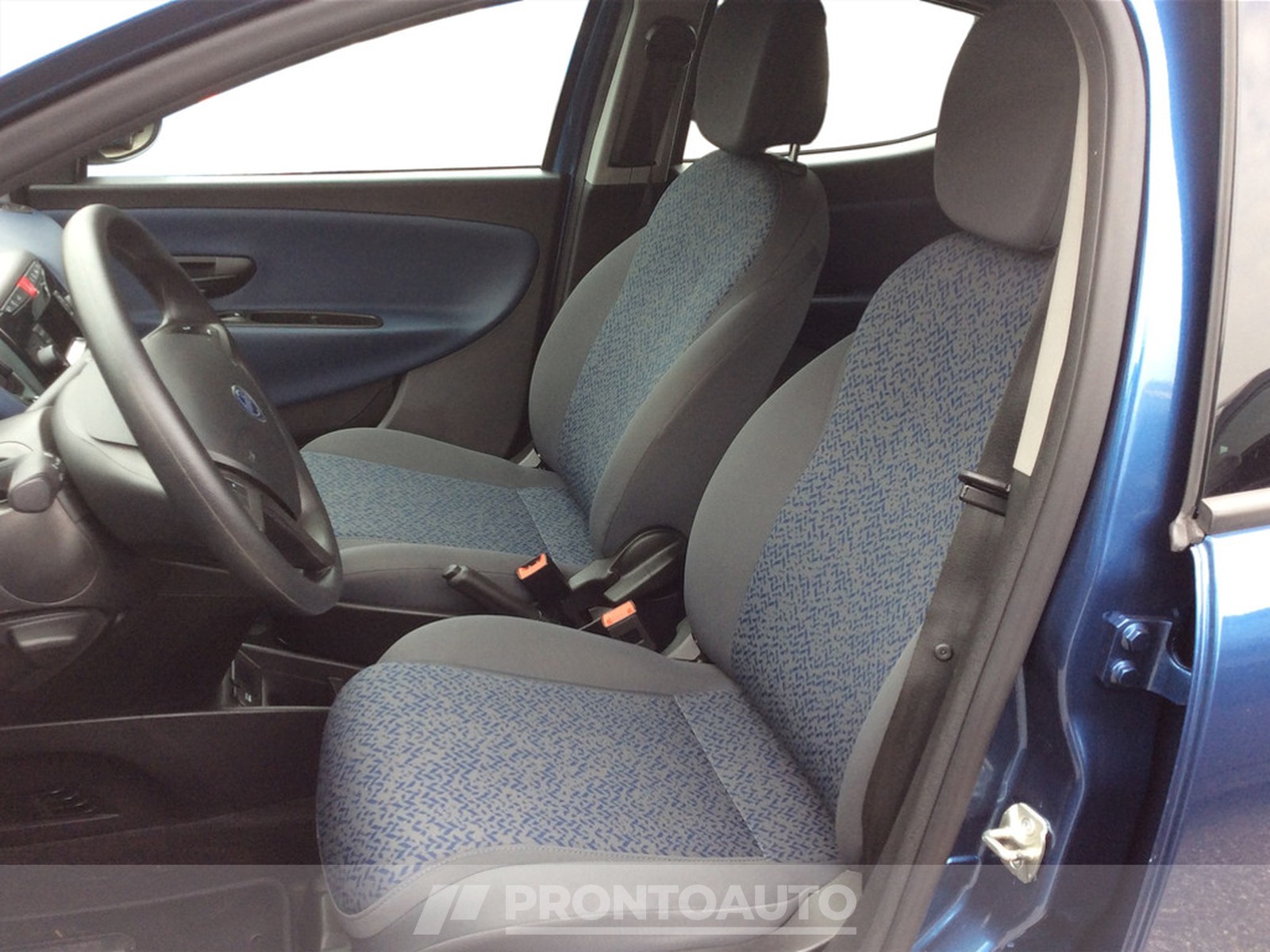 PRONTOAUTO Lancia Ypsilon