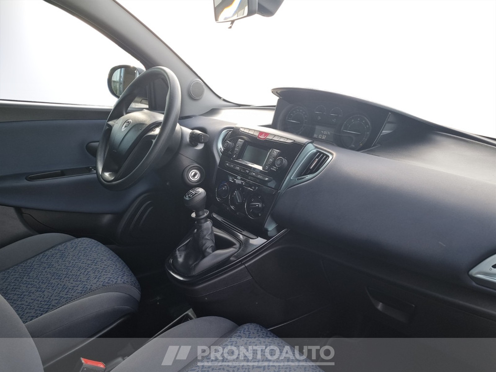 PRONTOAUTO Lancia Ypsilon