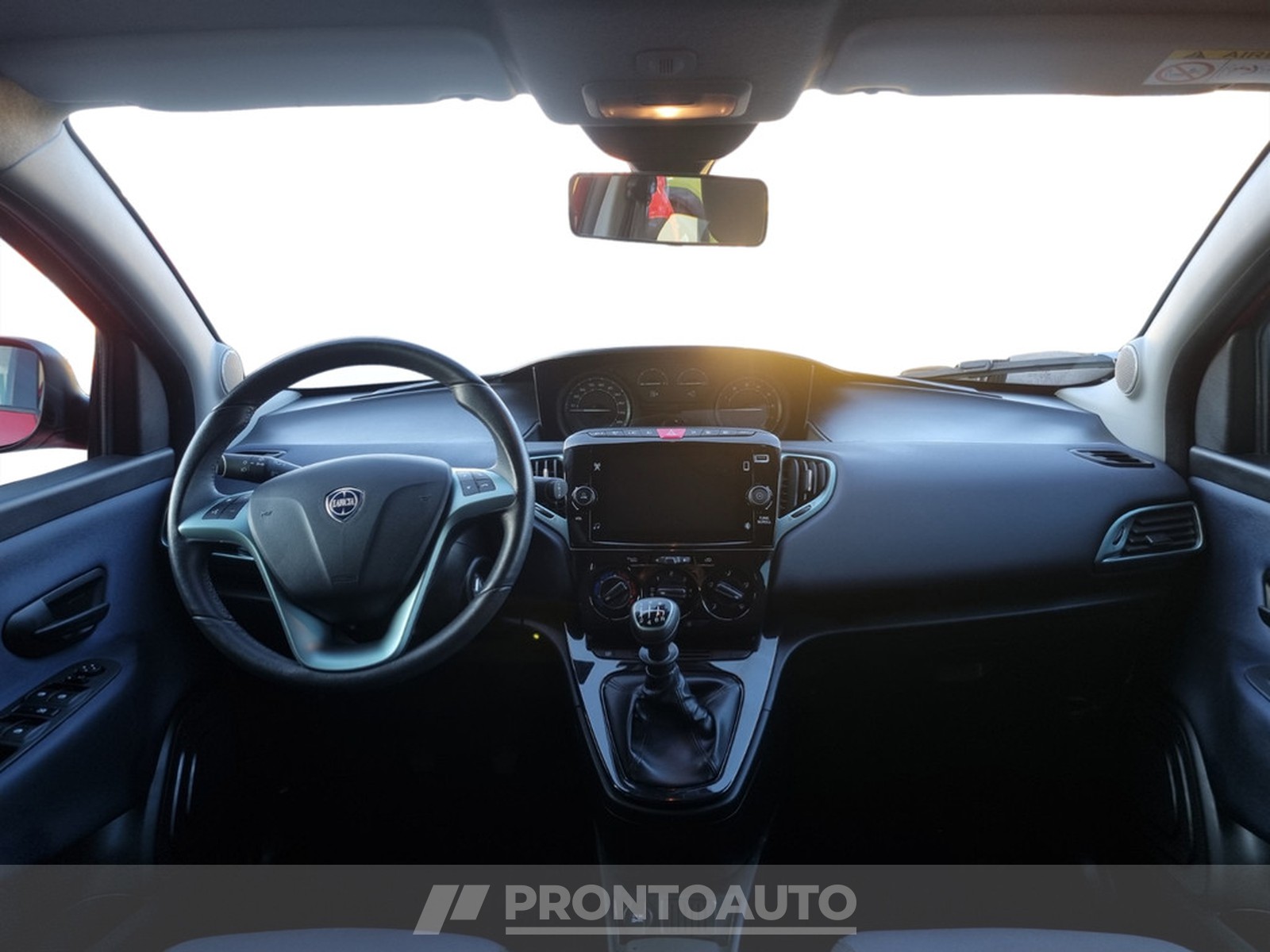 PRONTOAUTO Lancia Ypsilon