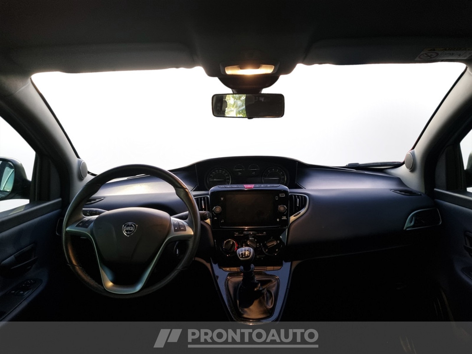 PRONTOAUTO Lancia Ypsilon