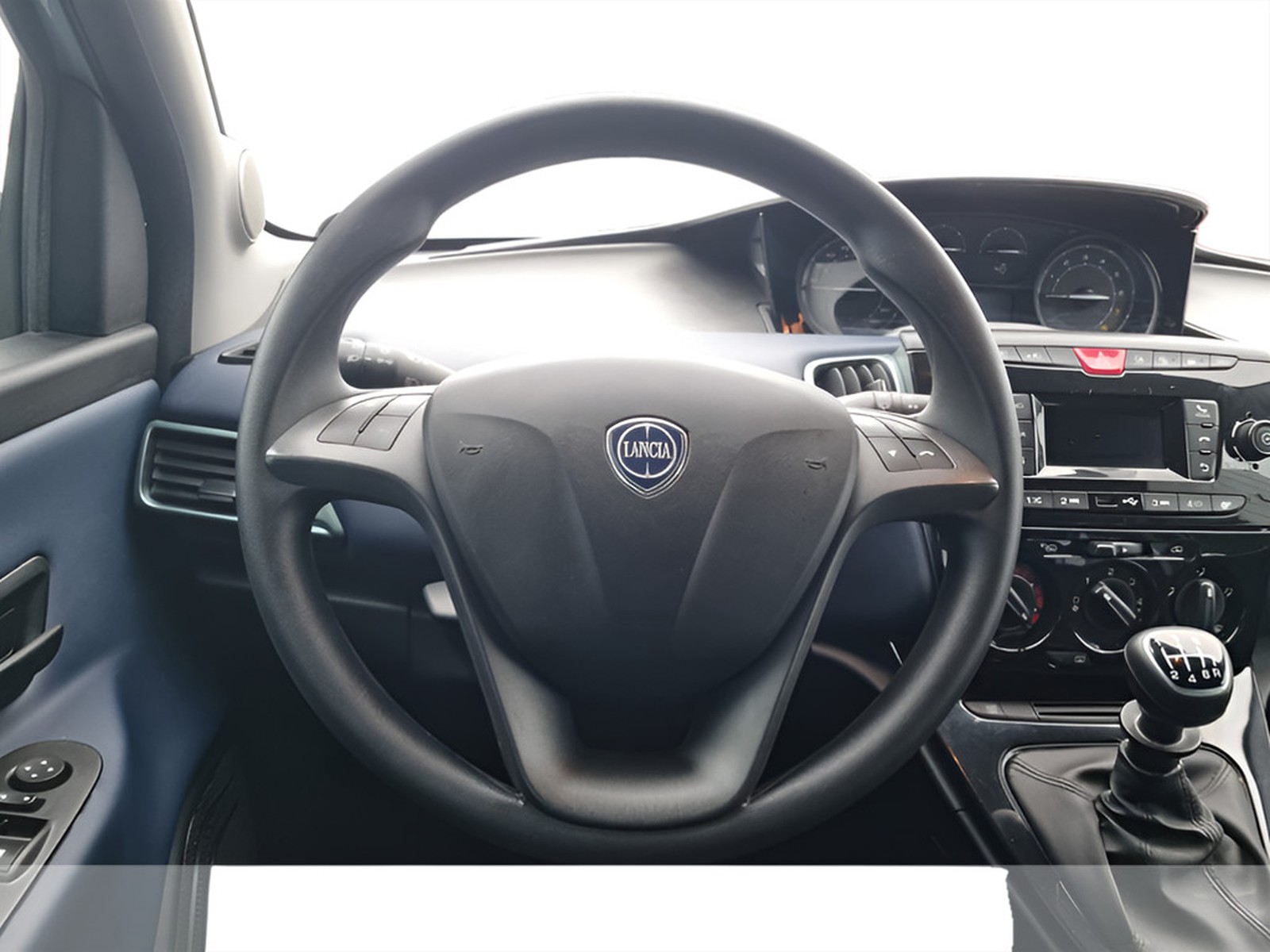 PRONTOAUTO Lancia Ypsilon