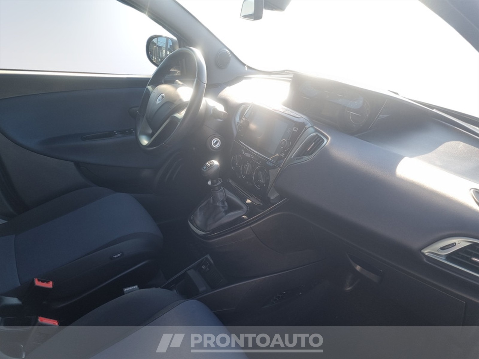 PRONTOAUTO Lancia Ypsilon