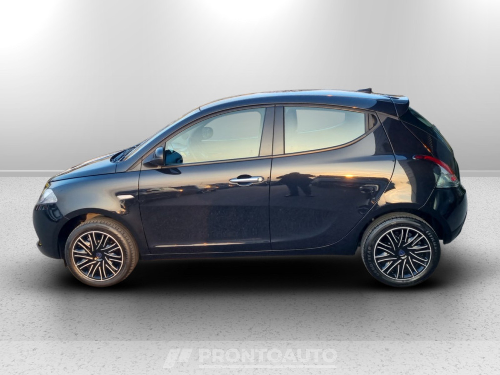 PRONTOAUTO Lancia Ypsilon