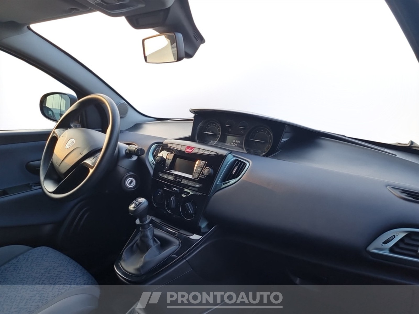 PRONTOAUTO Lancia Ypsilon