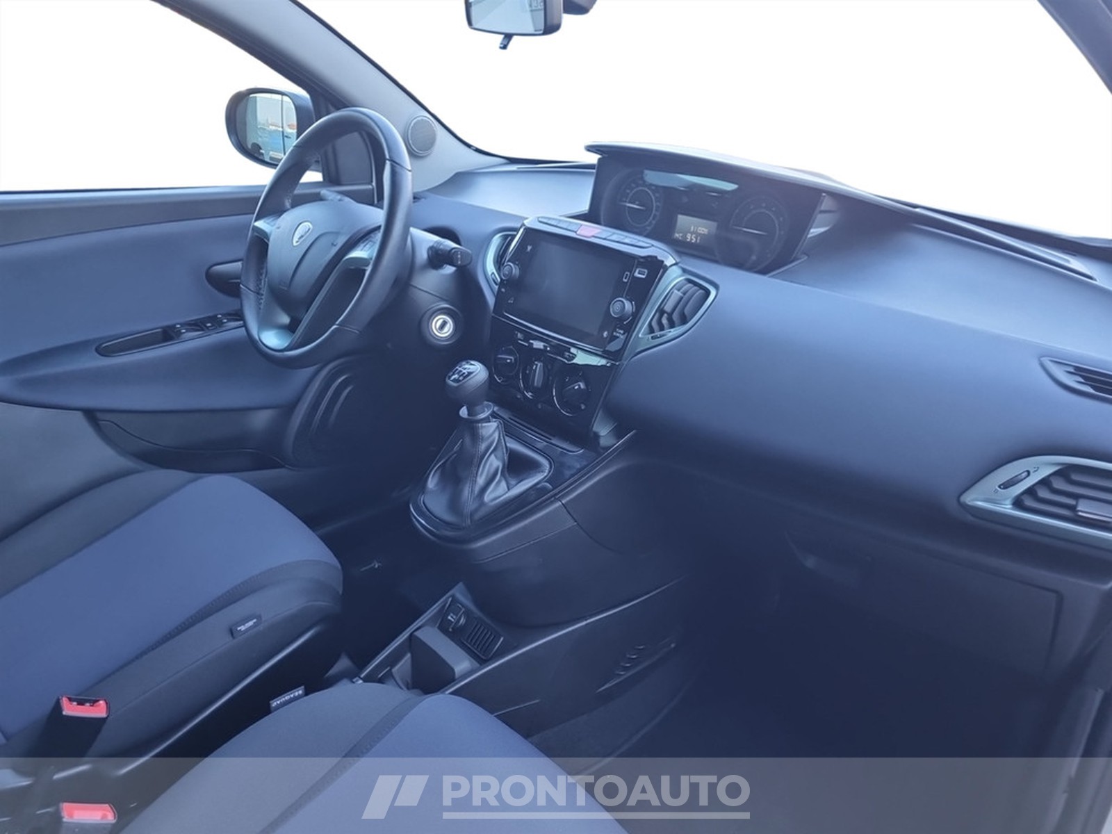 PRONTOAUTO Lancia Ypsilon