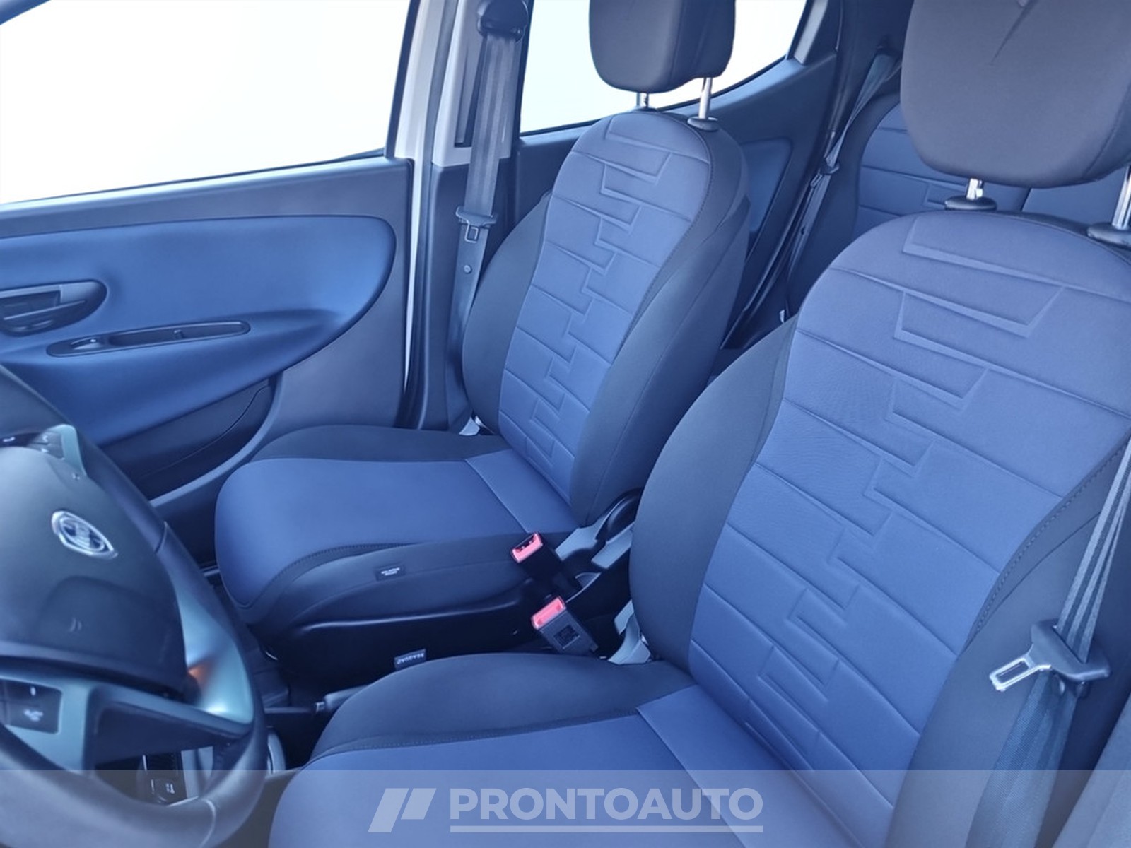 PRONTOAUTO Lancia Ypsilon