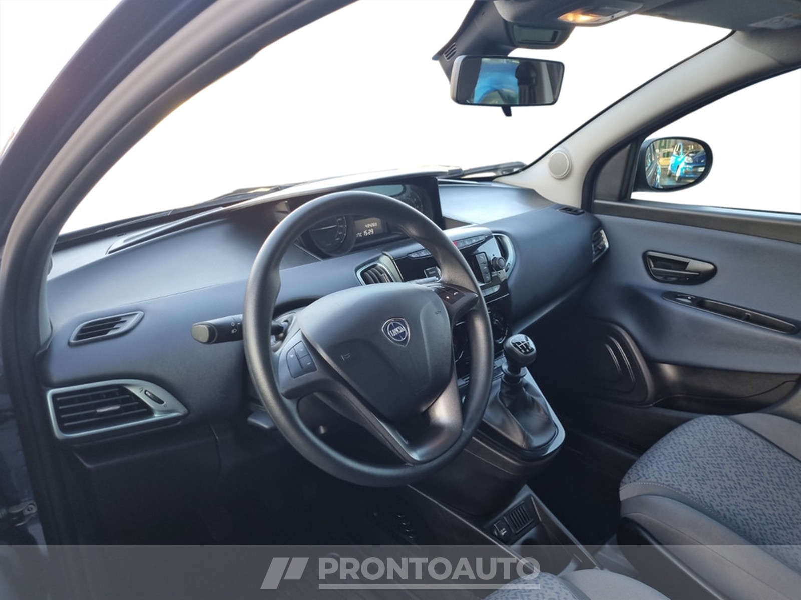 PRONTOAUTO Lancia Ypsilon
