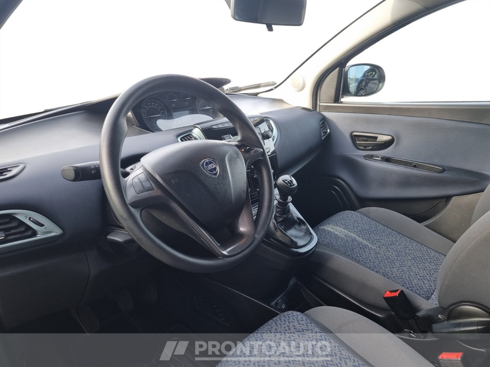 PRONTOAUTO Lancia Ypsilon