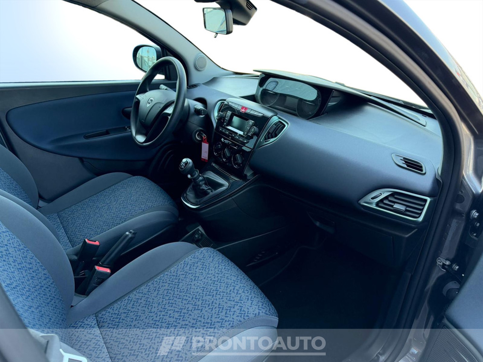 PRONTOAUTO Lancia Ypsilon