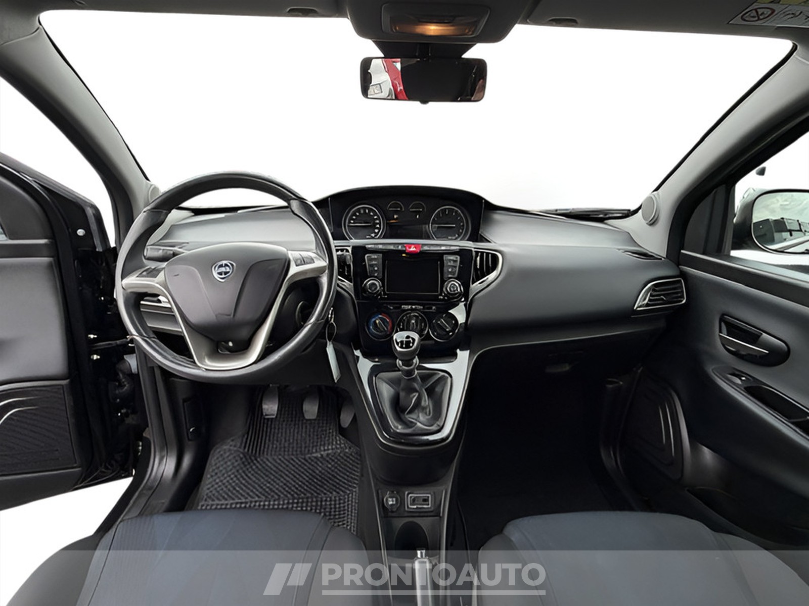 PRONTOAUTO Lancia Ypsilon
