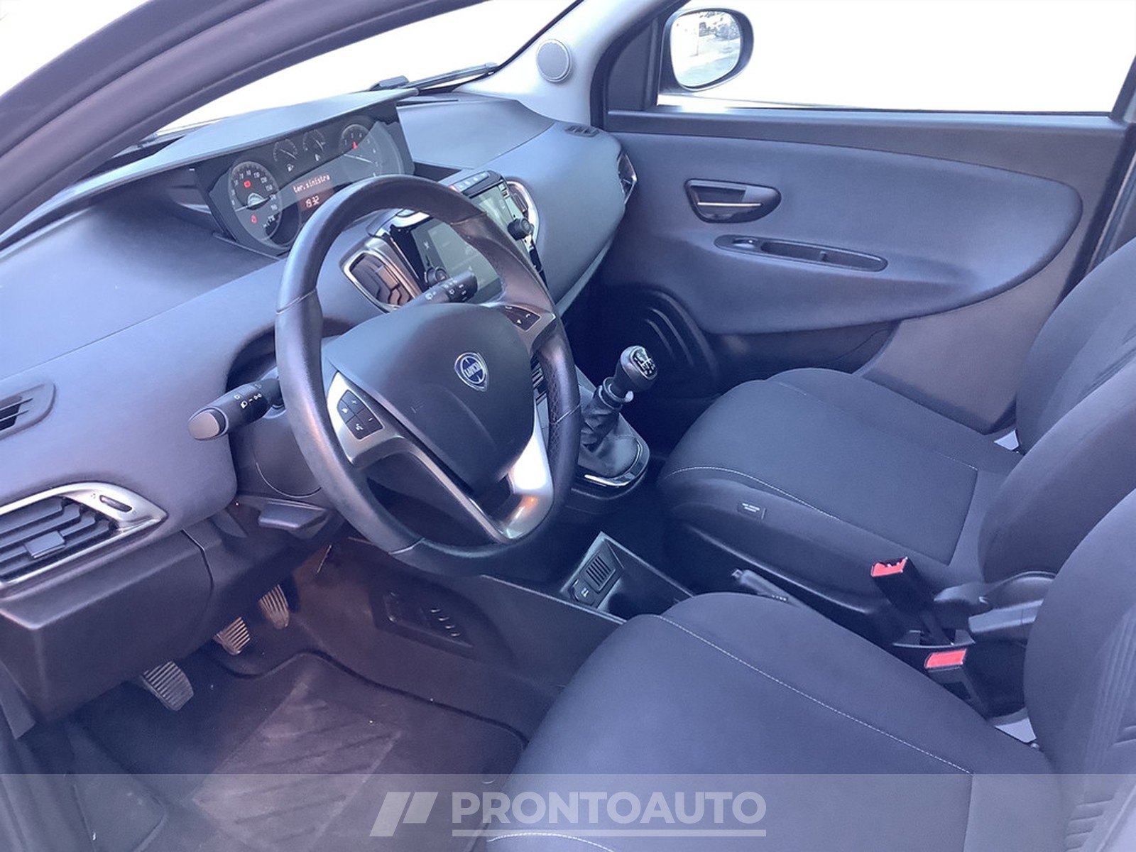 PRONTOAUTO Lancia Ypsilon