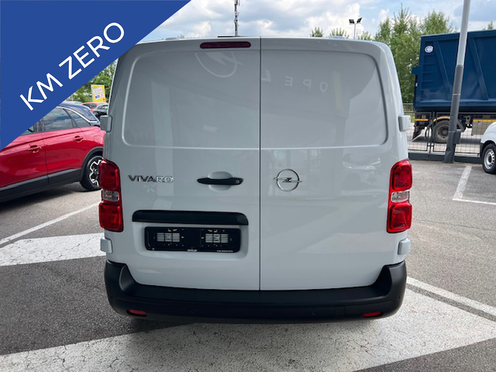 UNICAR Opel Vivaro