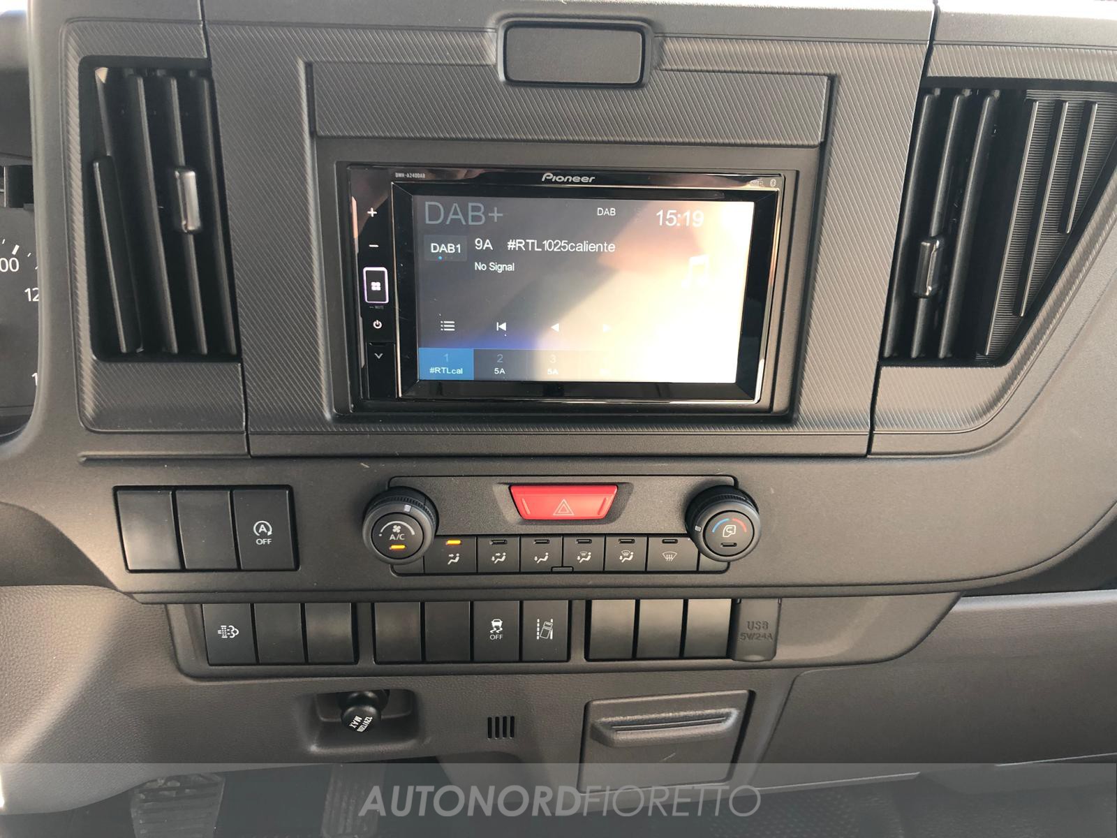 AUTONORD Isuzu M21