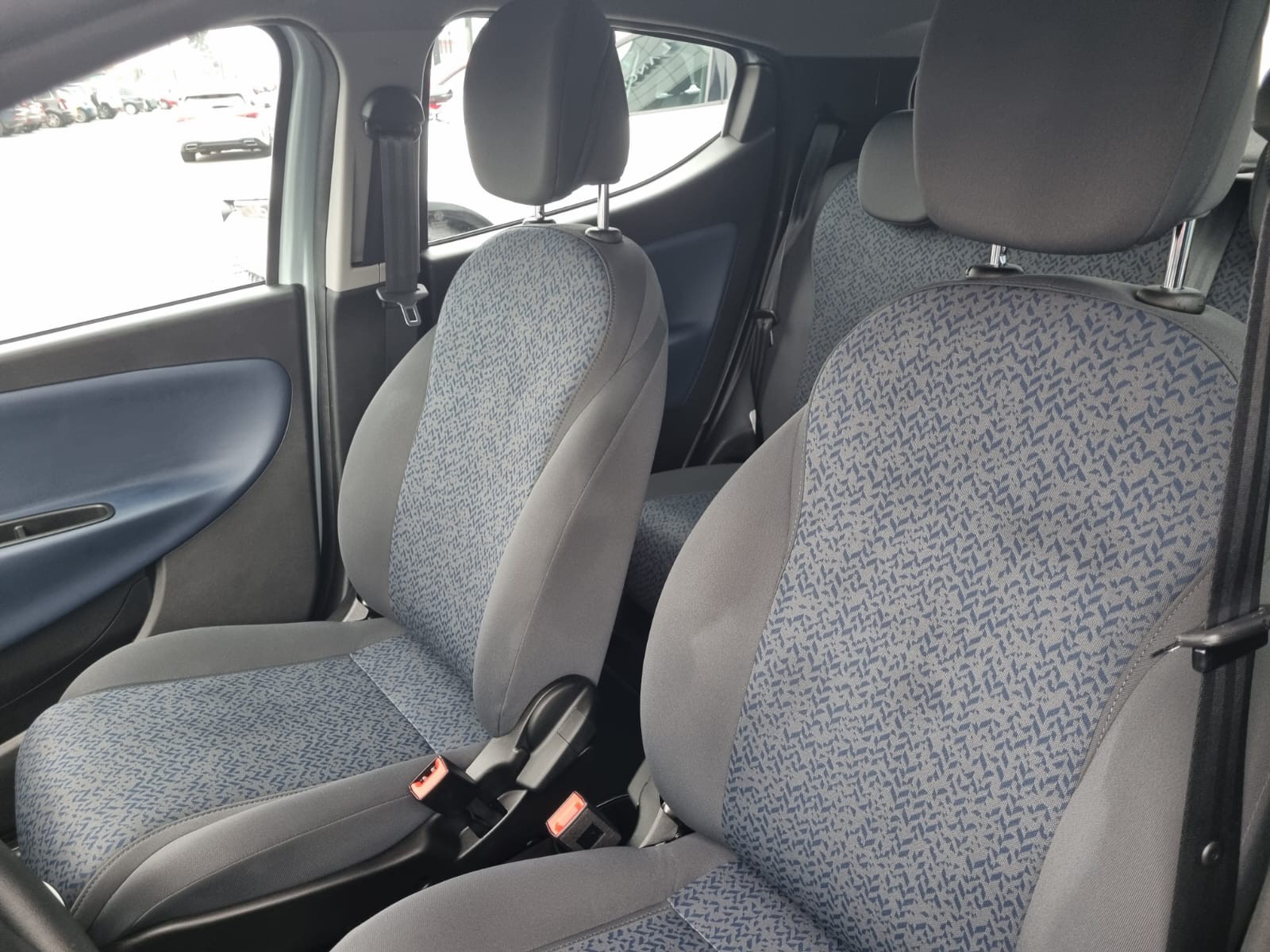 PRONTOAUTO Lancia Ypsilon