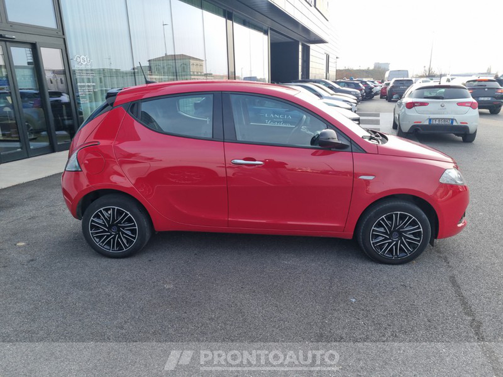 PRONTOAUTO Lancia Ypsilon