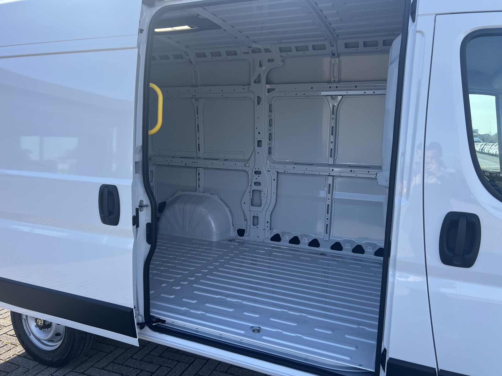 CARINI Toyota Proace Max