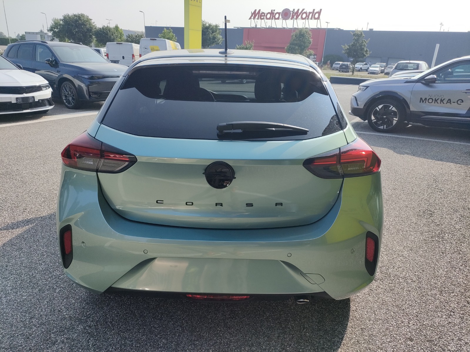 UNICAR Opel Corsa