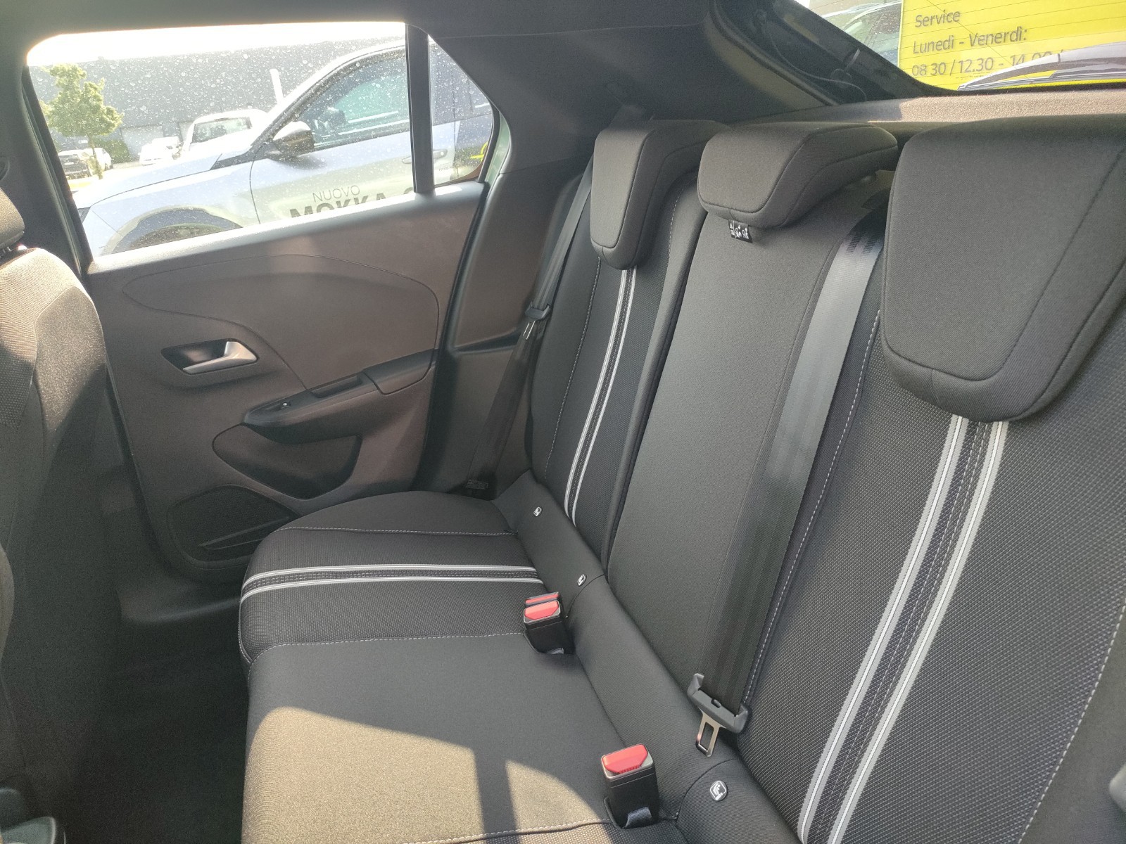 UNICAR Opel Corsa
