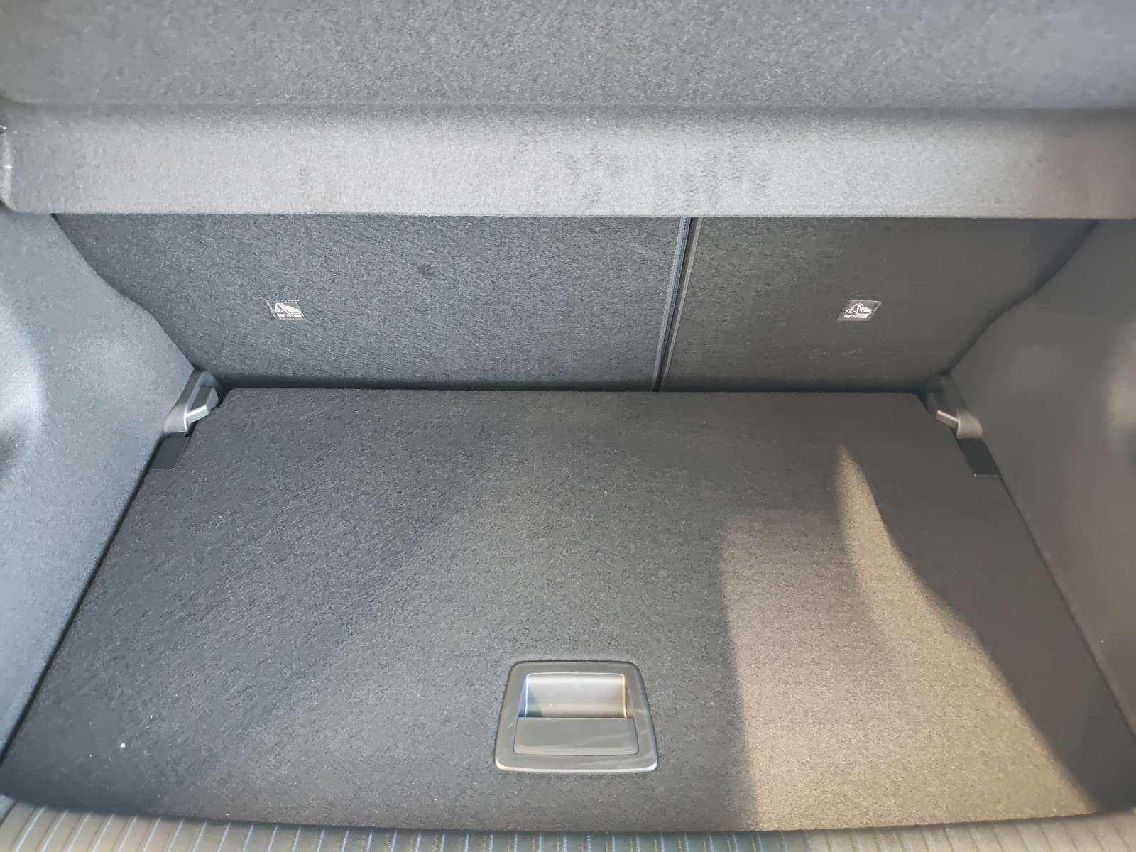 UNICAR Opel Mokka