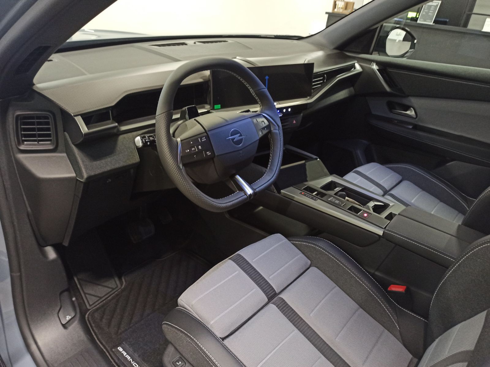 UNICAR Opel Grandland
