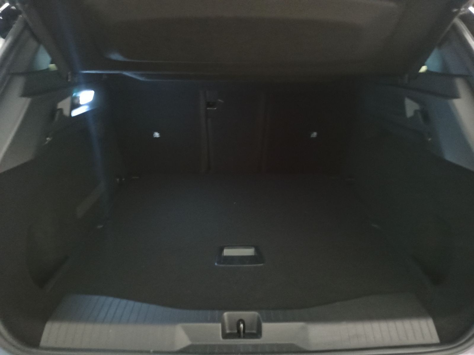UNICAR Opel Grandland