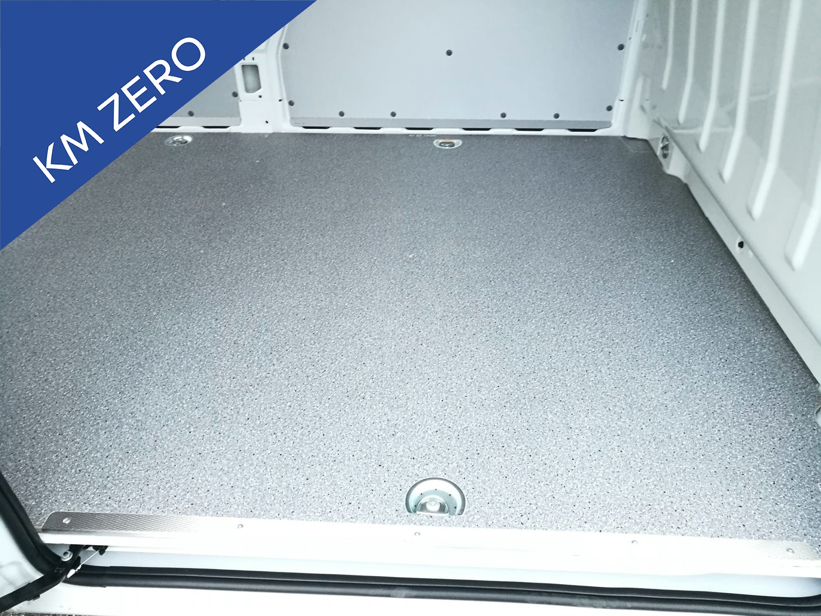 UNICAR Opel Movano